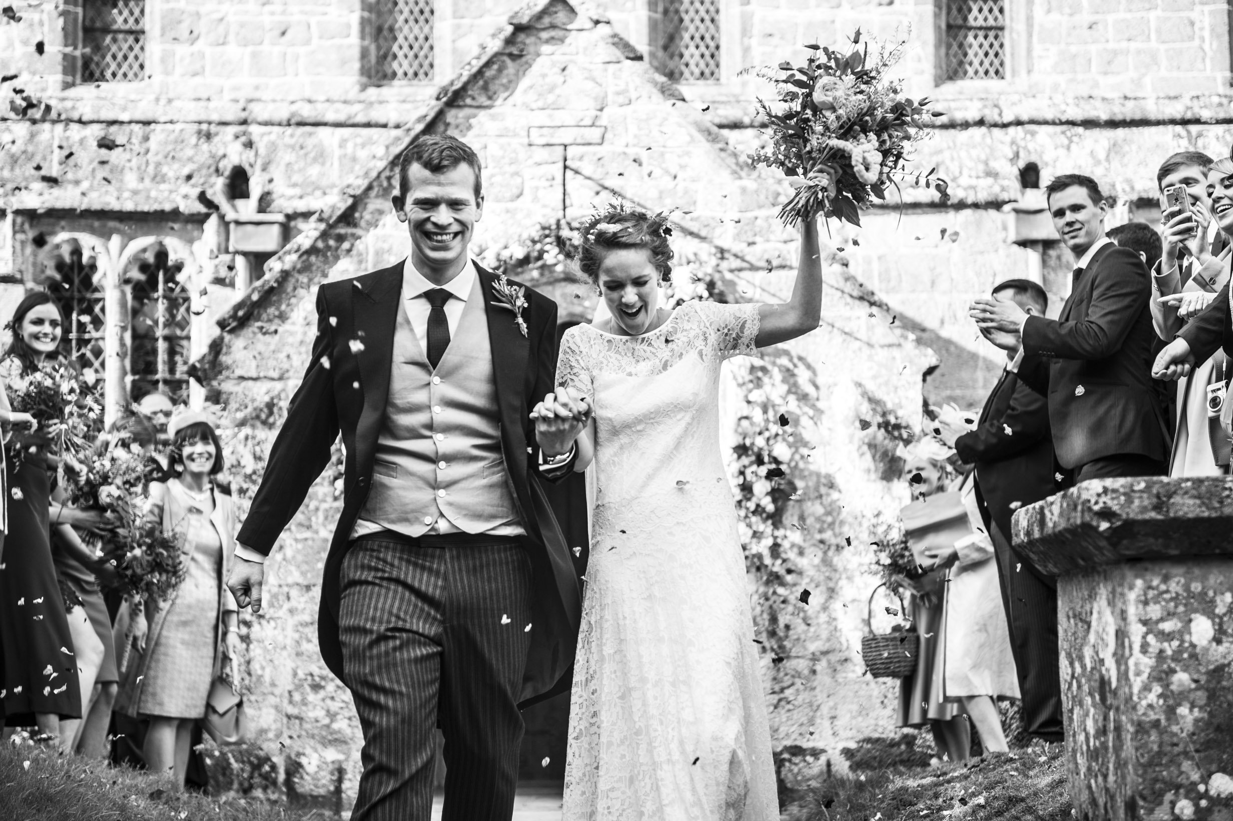 Beautiful+bride+Imogen+wore+a+lace+wedding+dress+by+Halfpenny+London5.jpeg