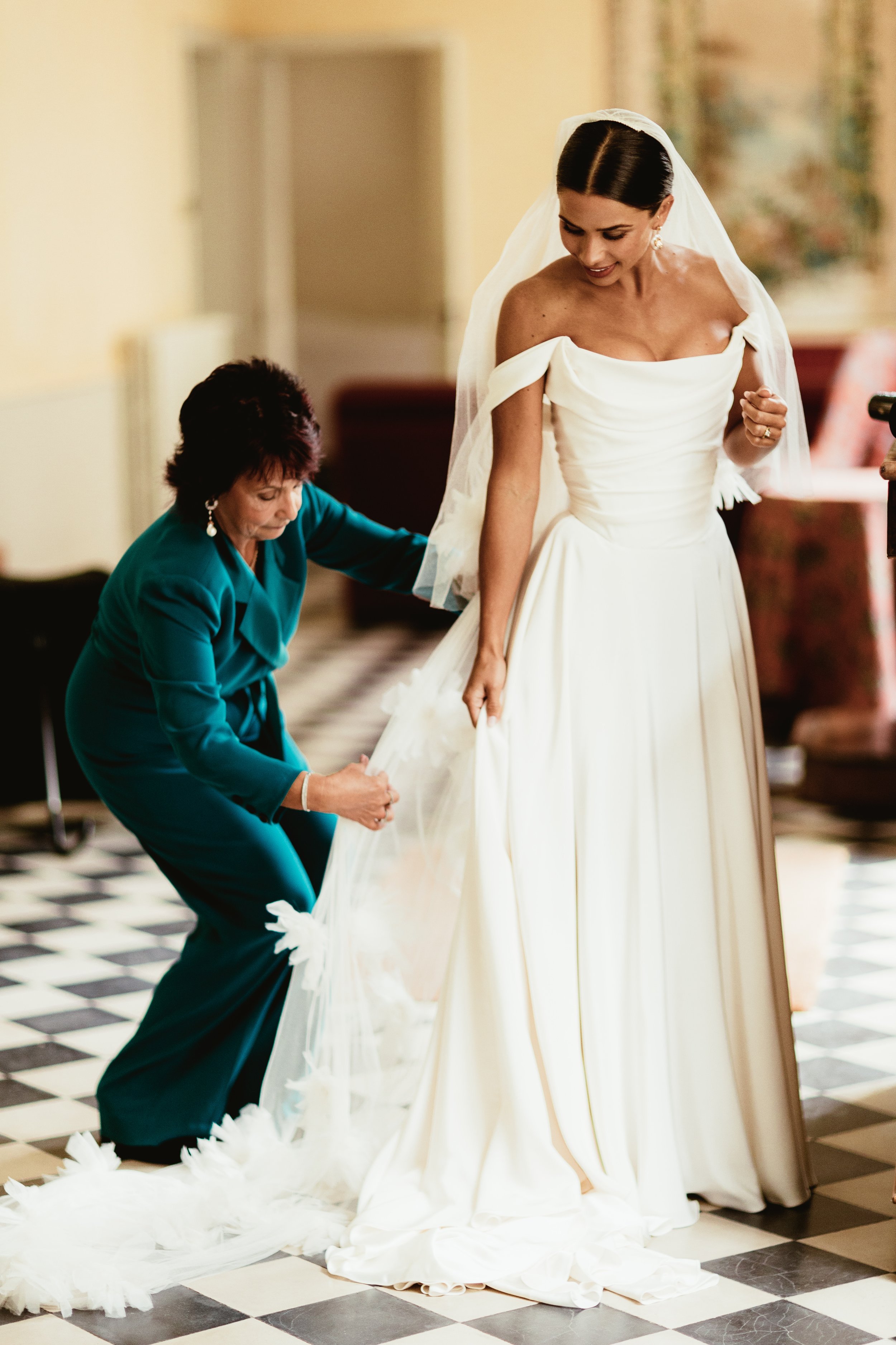 Beautiful bride Jess wore the silk Charlotte wedding dress by Halfpenny London