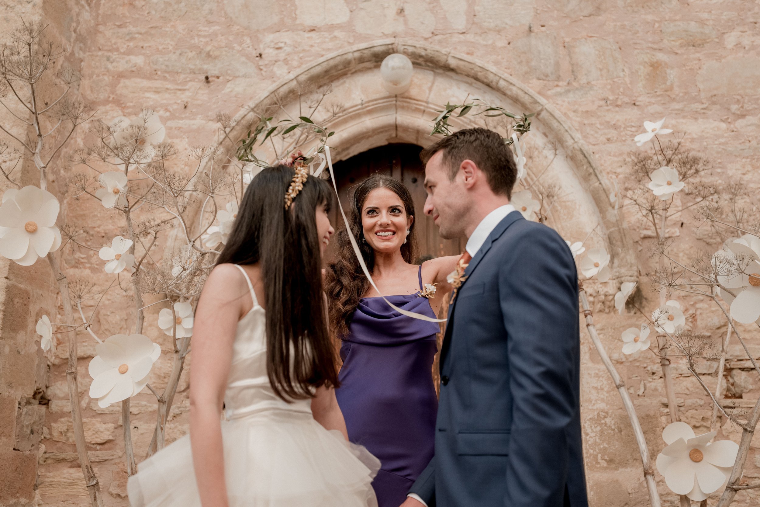 Gorgeous bride Stephanie wears the Riri skirt by Halfpenny London