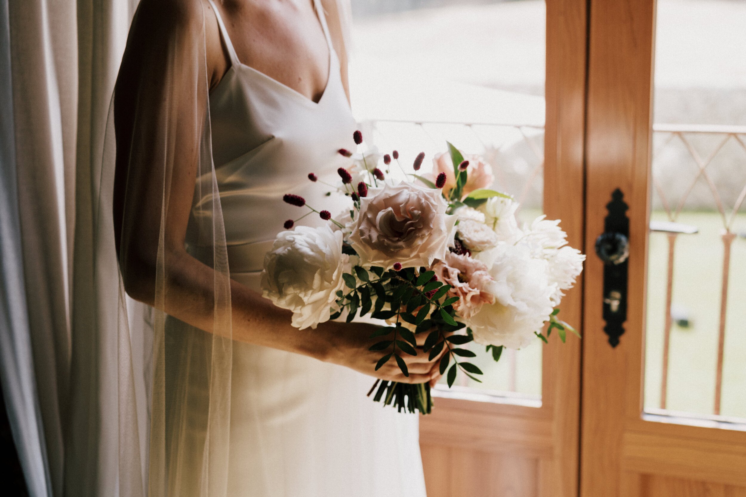 Beautiful bride Lucy wore a wedding dress by Halfpenny London