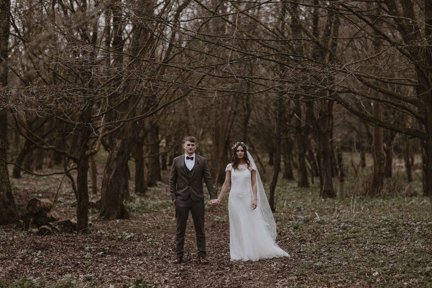 Beautiful bride Kristy wore a wedding dress by Halfpenny London