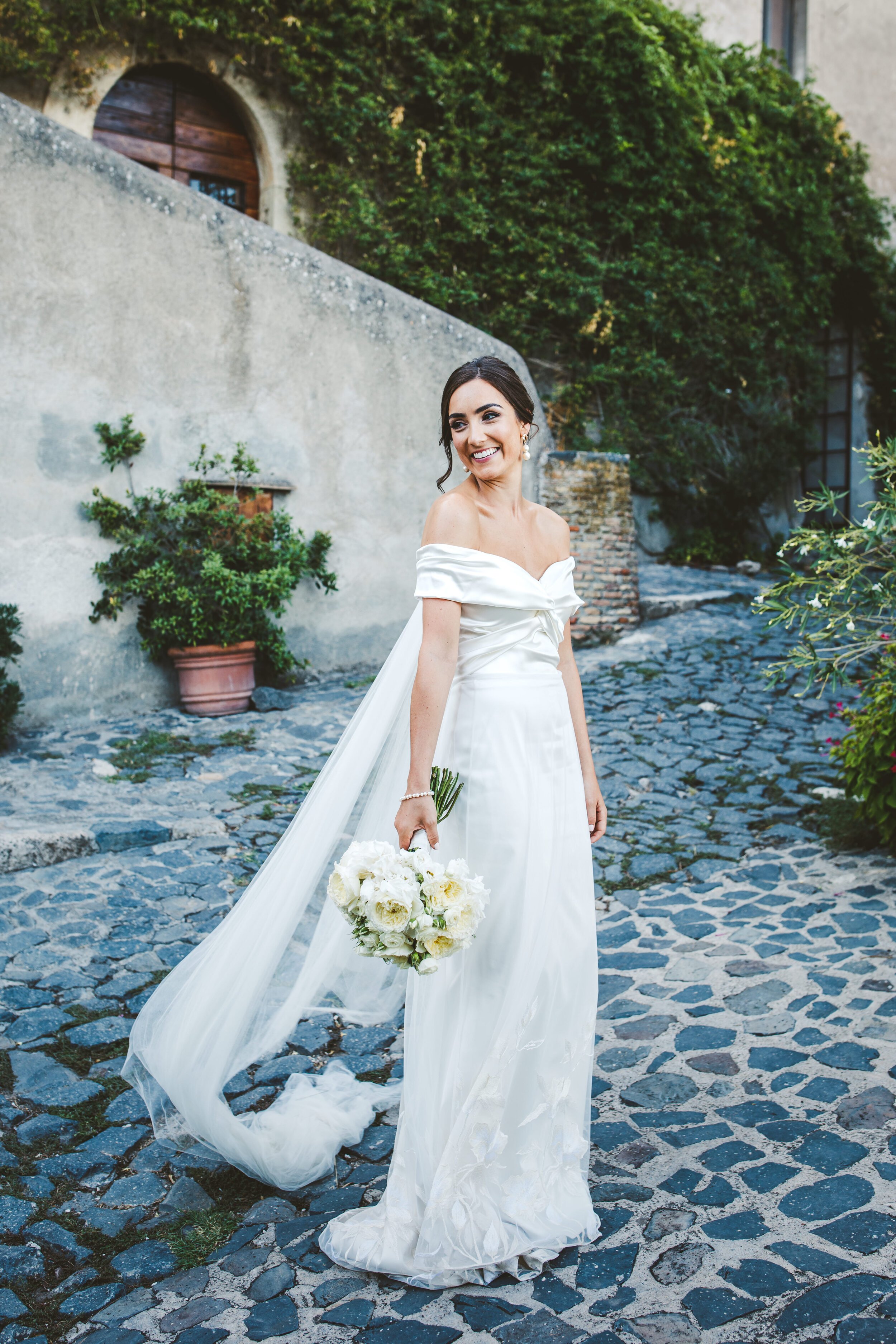 Beautiful bride Aislinn wears the Daffodil dress by Halfpenny London