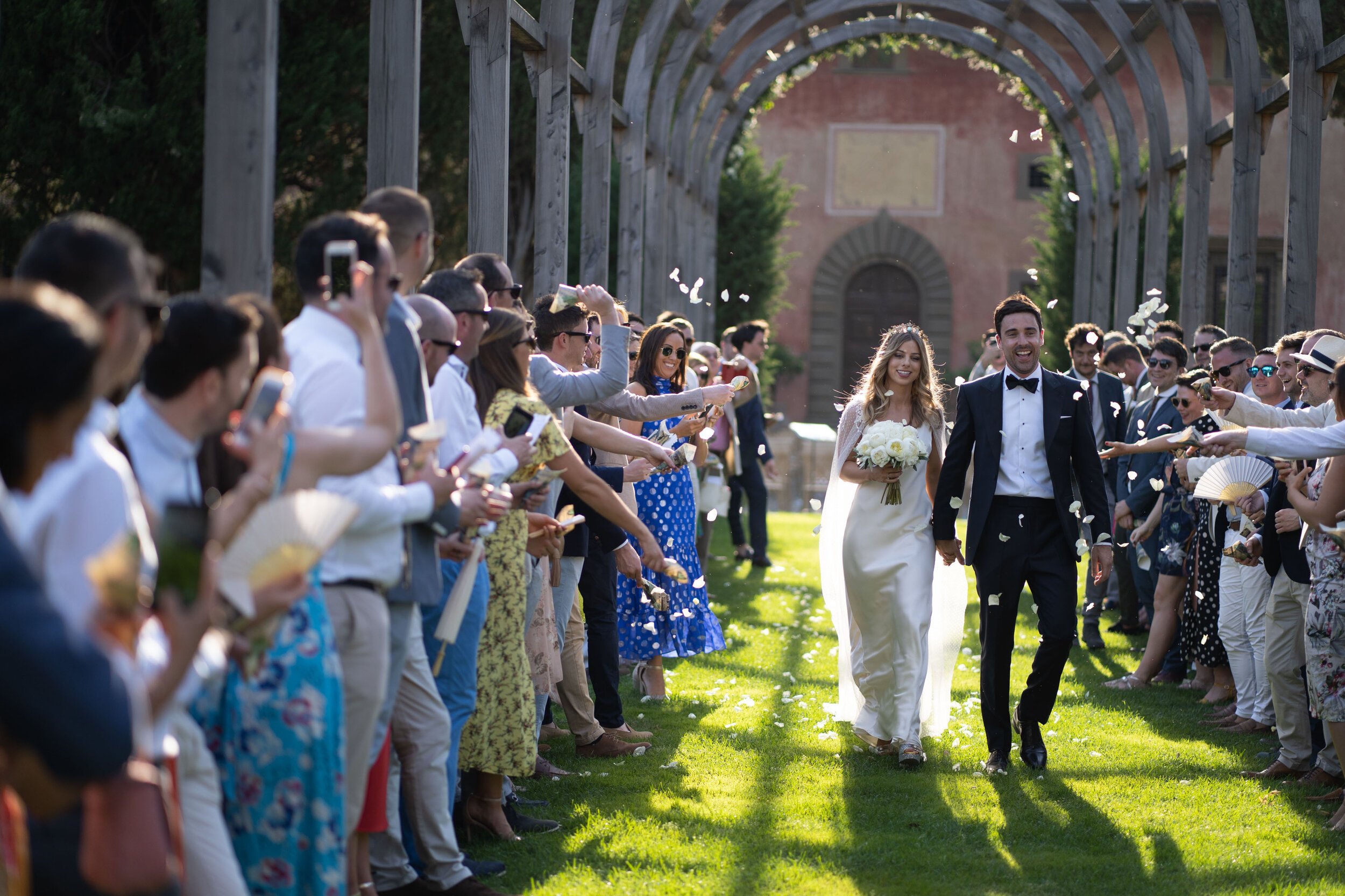 Beautiful bride Siobhan wore a wedding dress by Halfpenny London