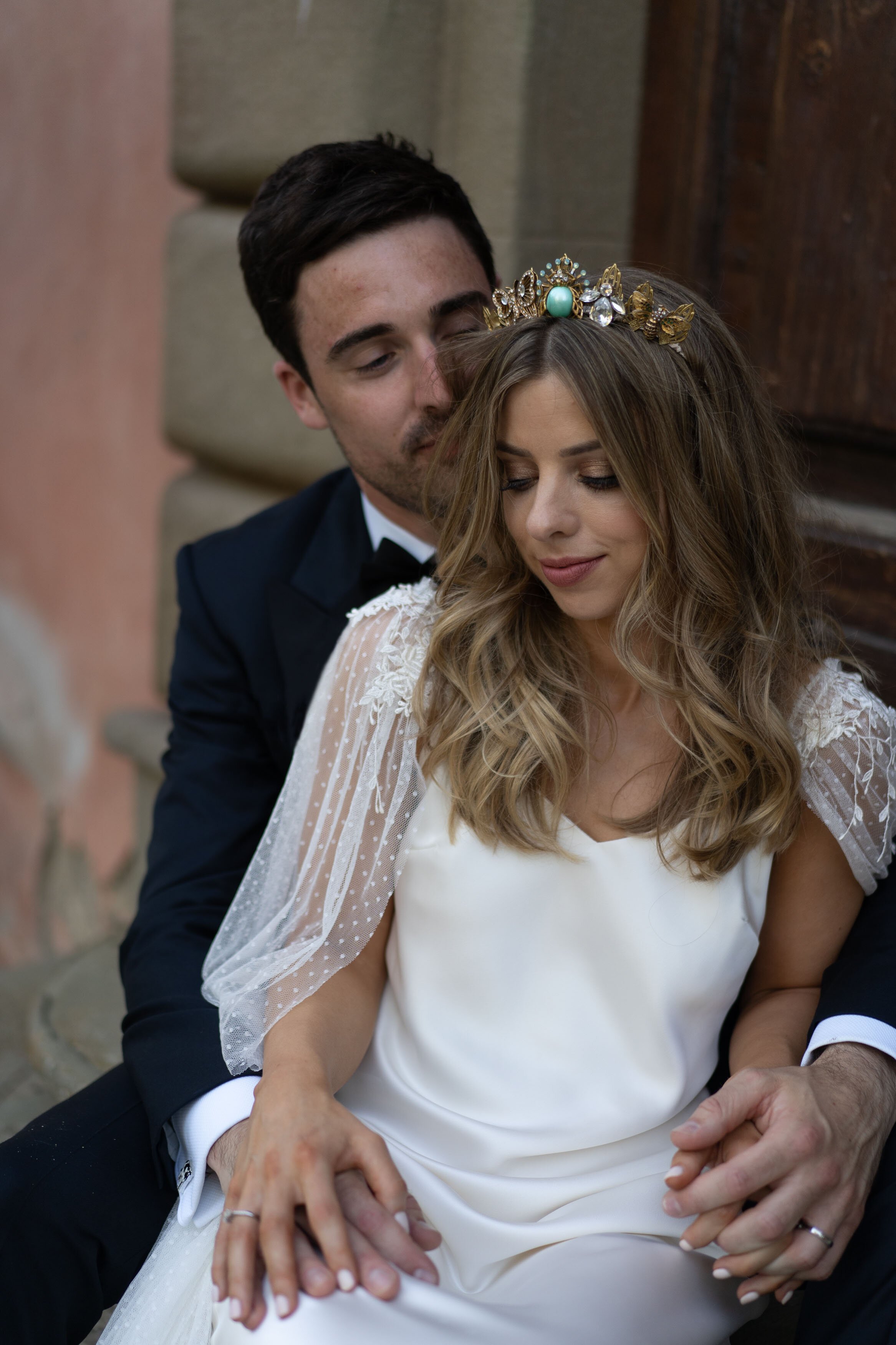 Beautiful bride Siobhan wore a wedding dress by Halfpenny London