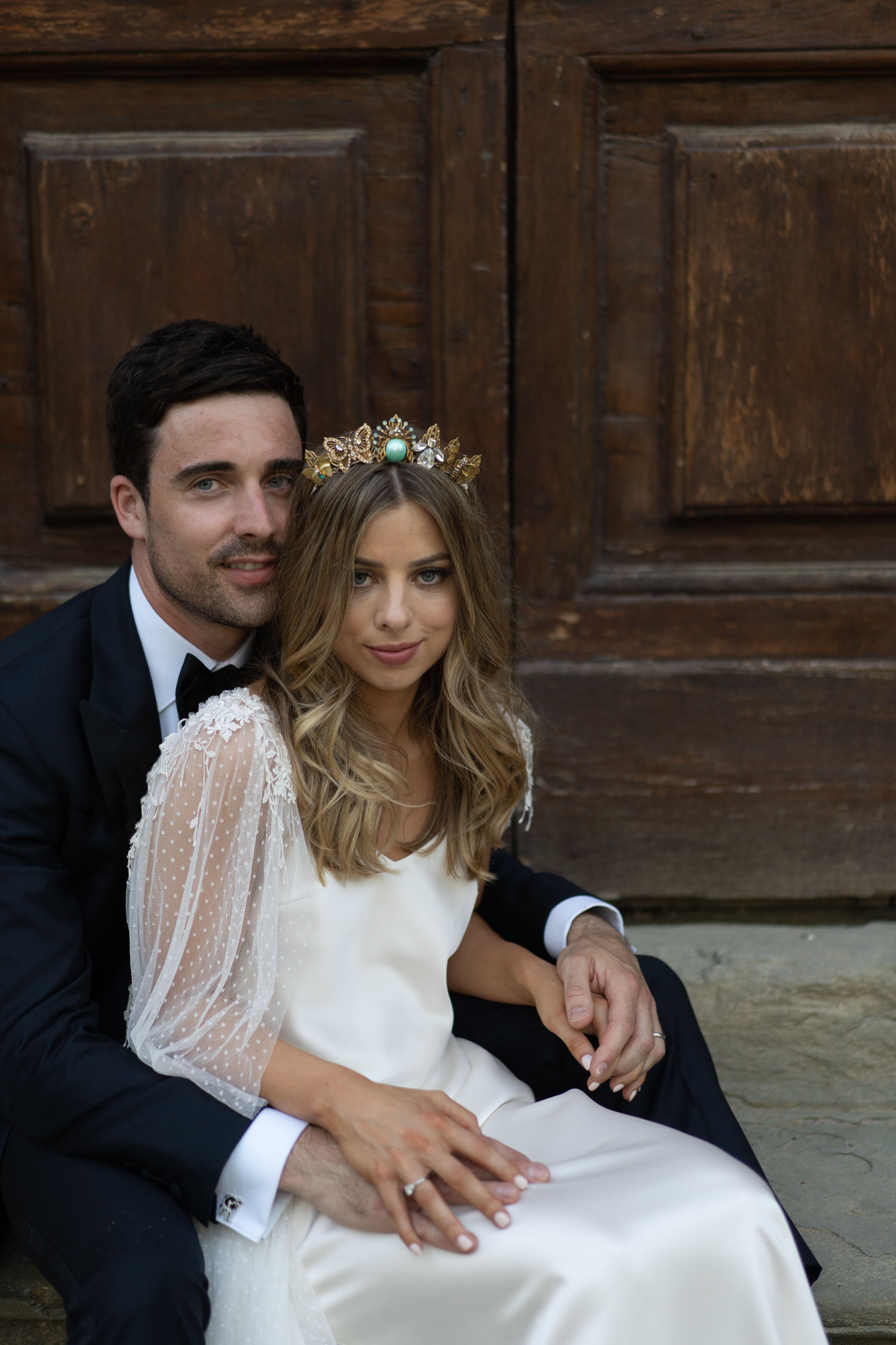 Beautiful bride Siobhan wore a wedding dress by Halfpenny London