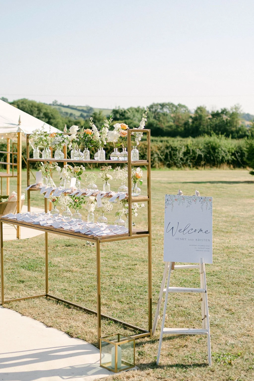 Beautiful bride Kristen wore the Cheryl wedding dress by Halfpenny London