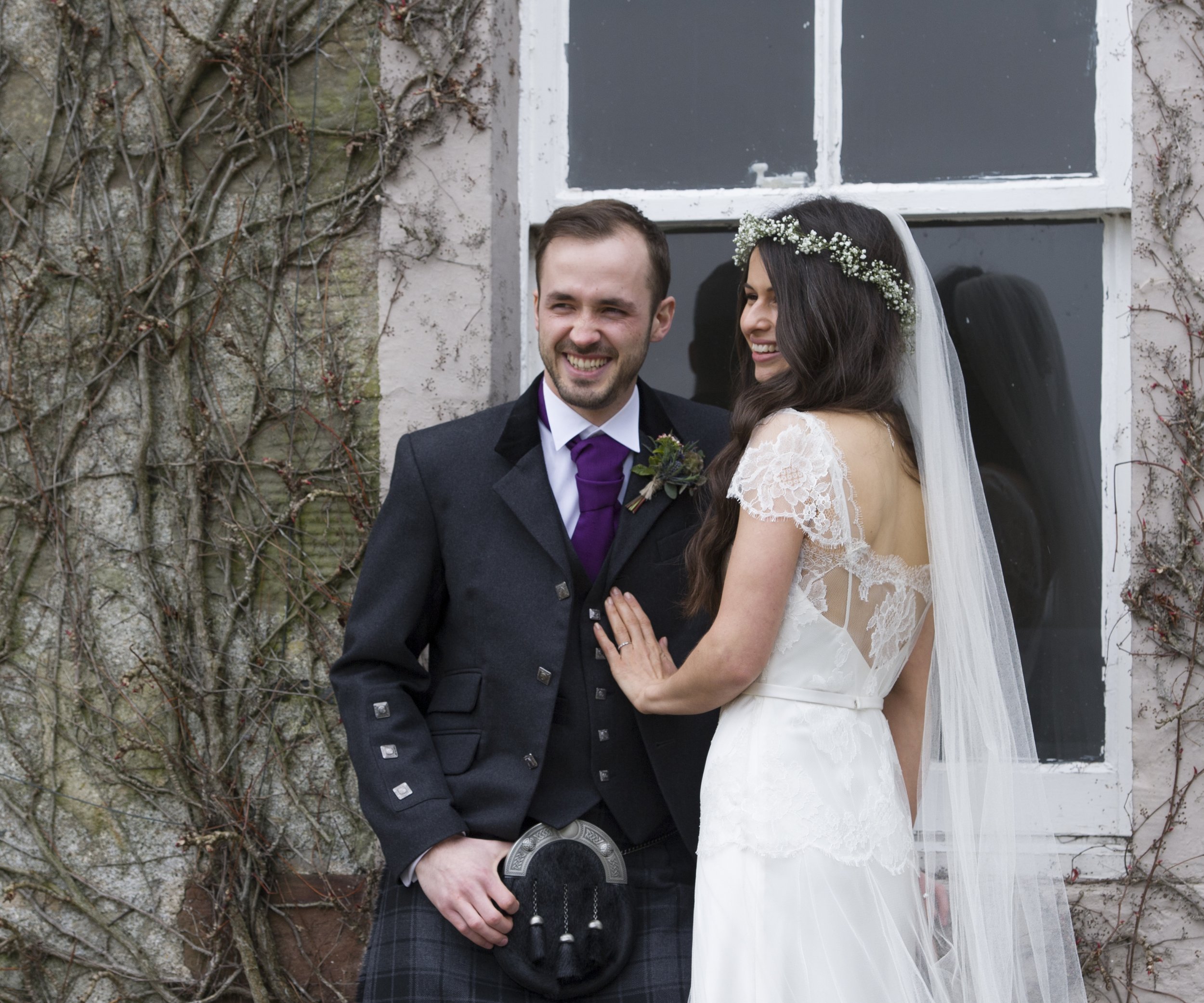 Beautiful bride Fiona wears British bridal designer Halfpenny London