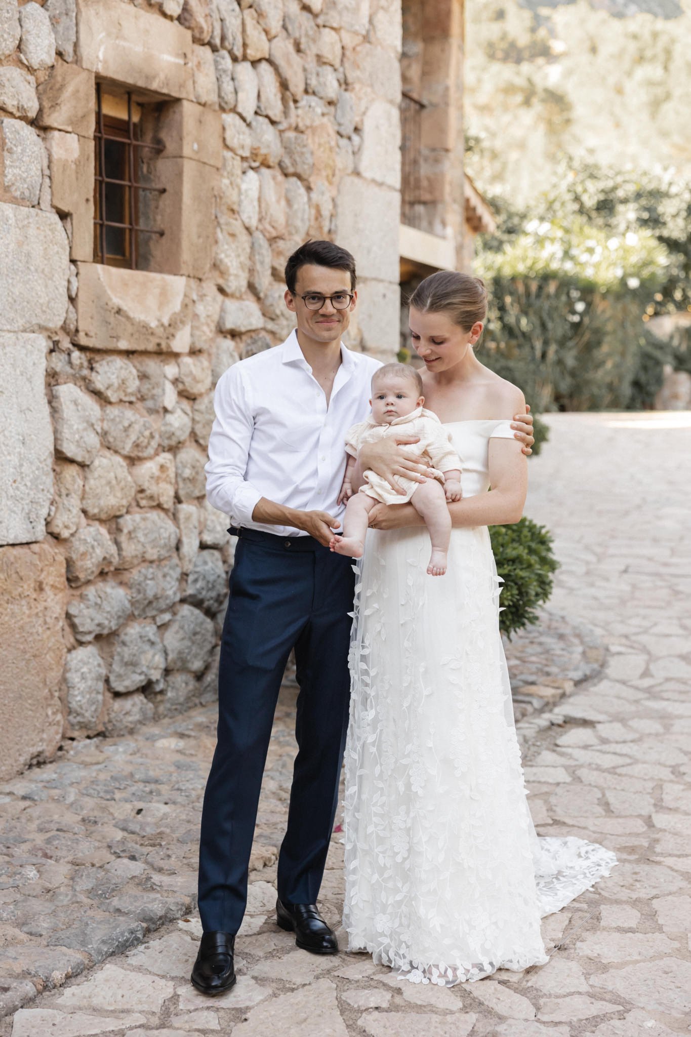 Beautiful bride Rosa wore the Harbour wedding dress and Beale skirt by Halfpenny London