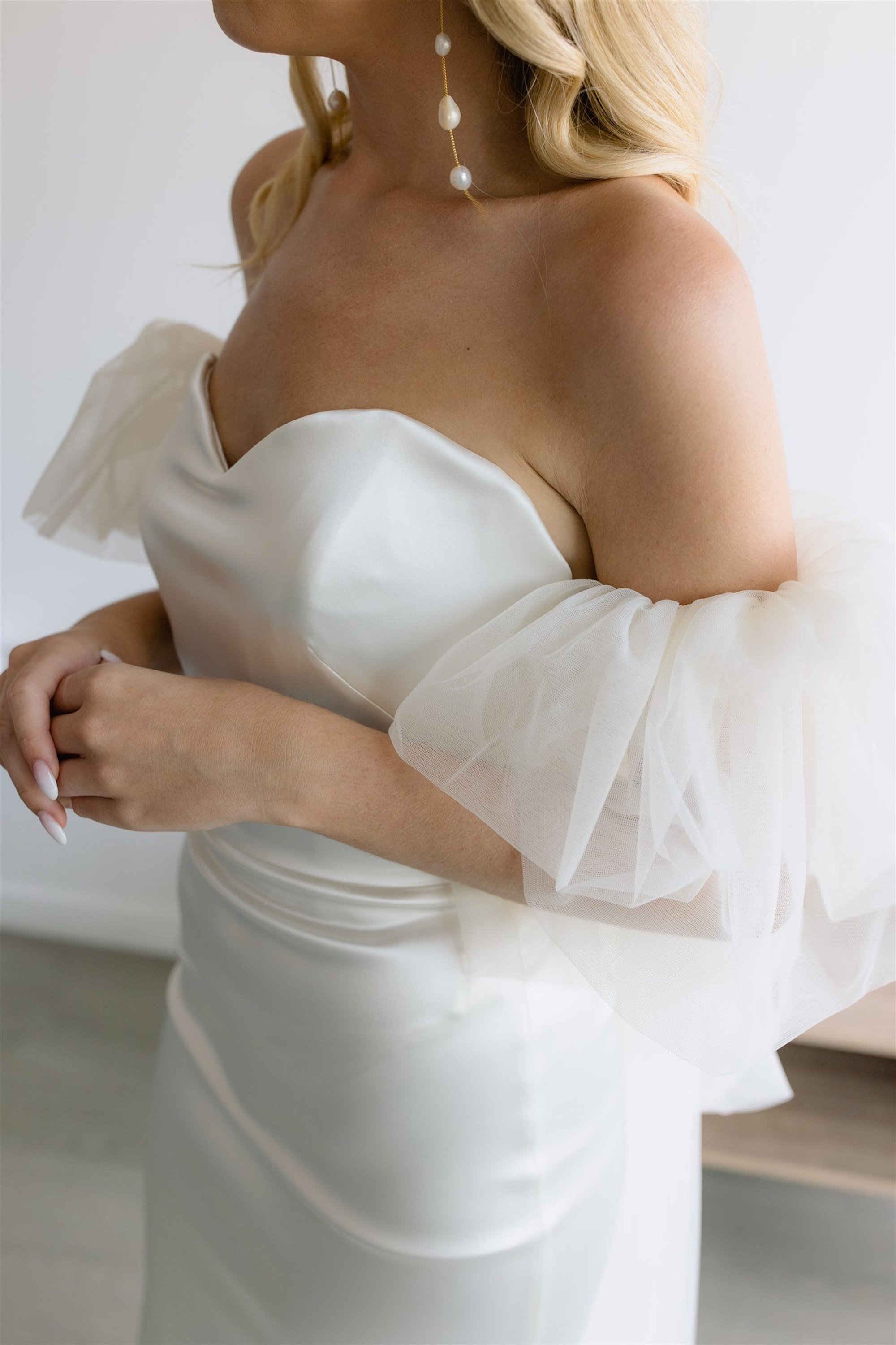 Beautiful Halfpenny London bride Saffron wears the Dayton dress and Blaze shrug paired with the Issa shrug | Wedding dress by Halfpenny London