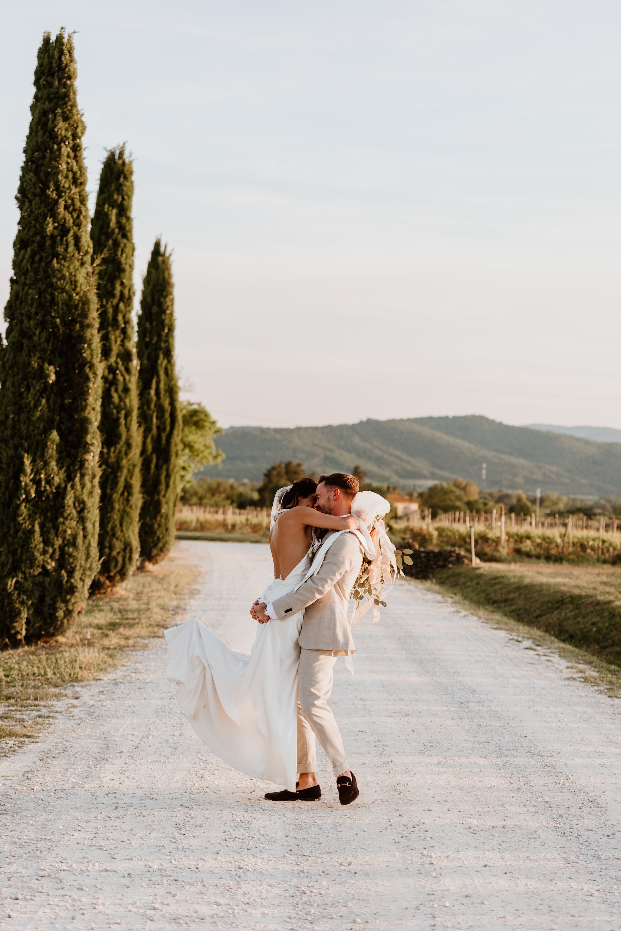 Beautiful bride Alice wore the Cheryl Split Wedding dress by Halfpenny London