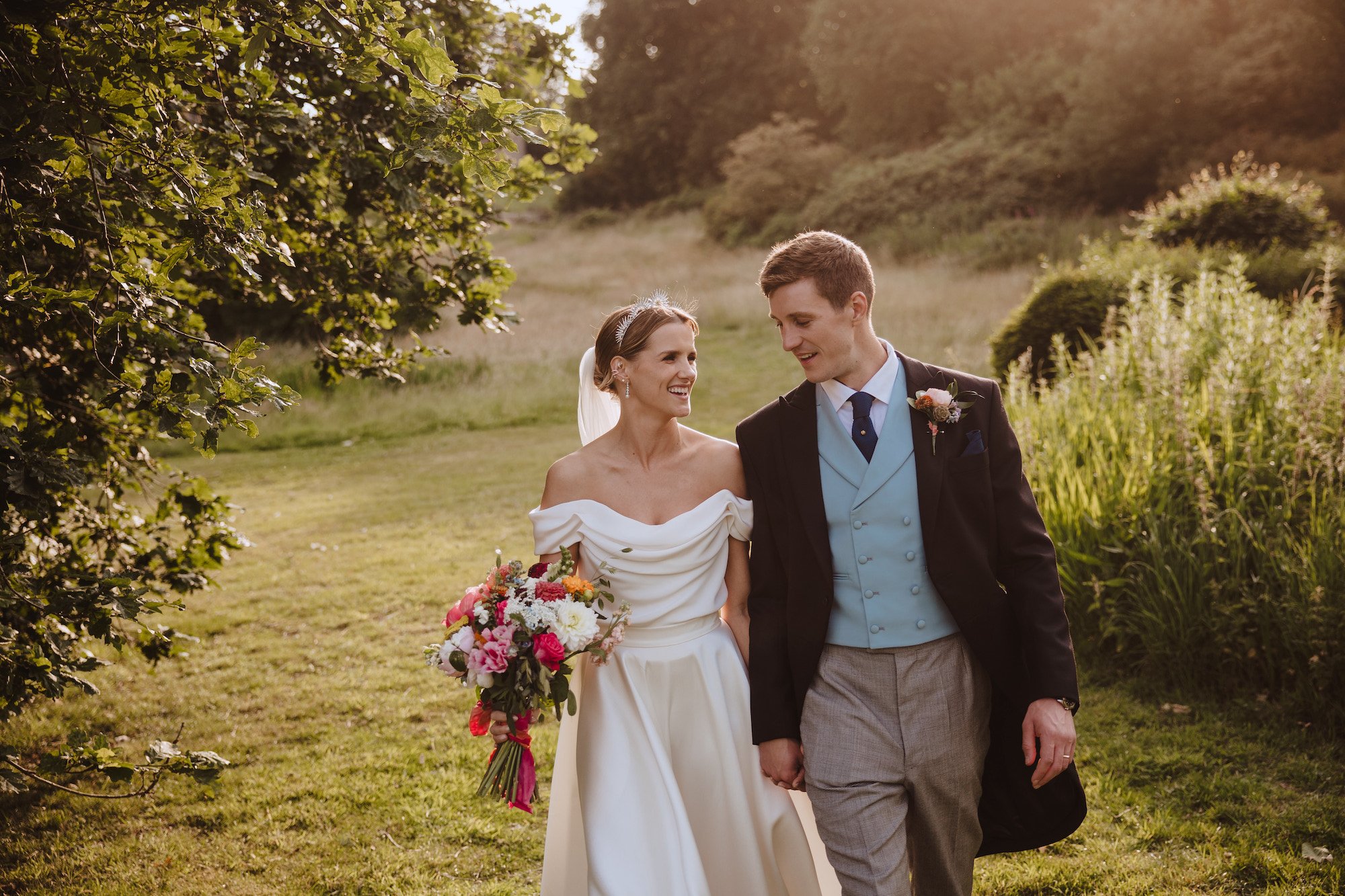 Stunning Tara | A Halfpenny London Bride