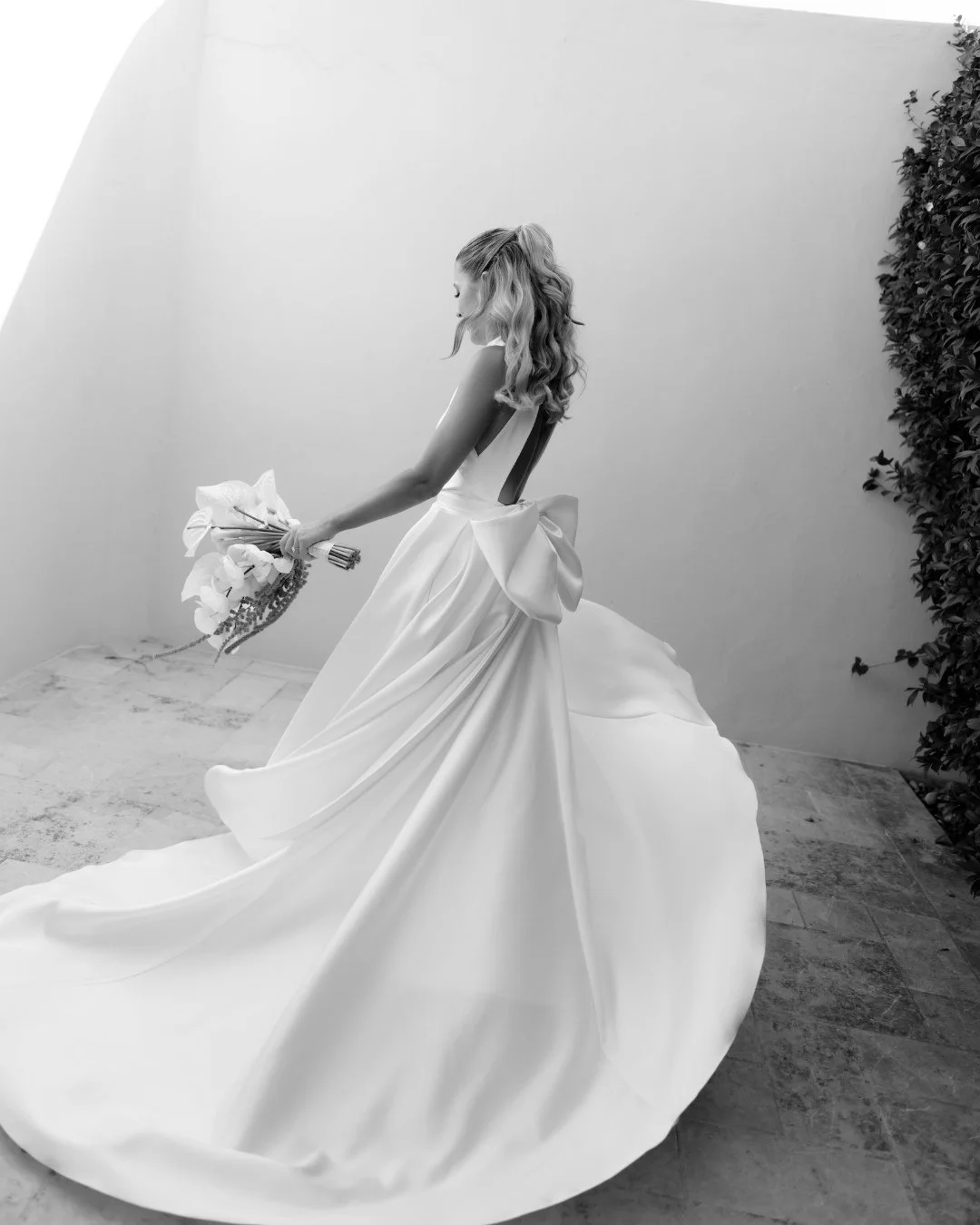 &ldquo;The blend of elegance and timeless simplicity in the dresses, paired with their beautifully extravagant accessories and that dreamy, slightly off-white shade &mdash; it was so unique.&rdquo;⁠
⁠
@emma_klt wore three Halfpenny London bridal look