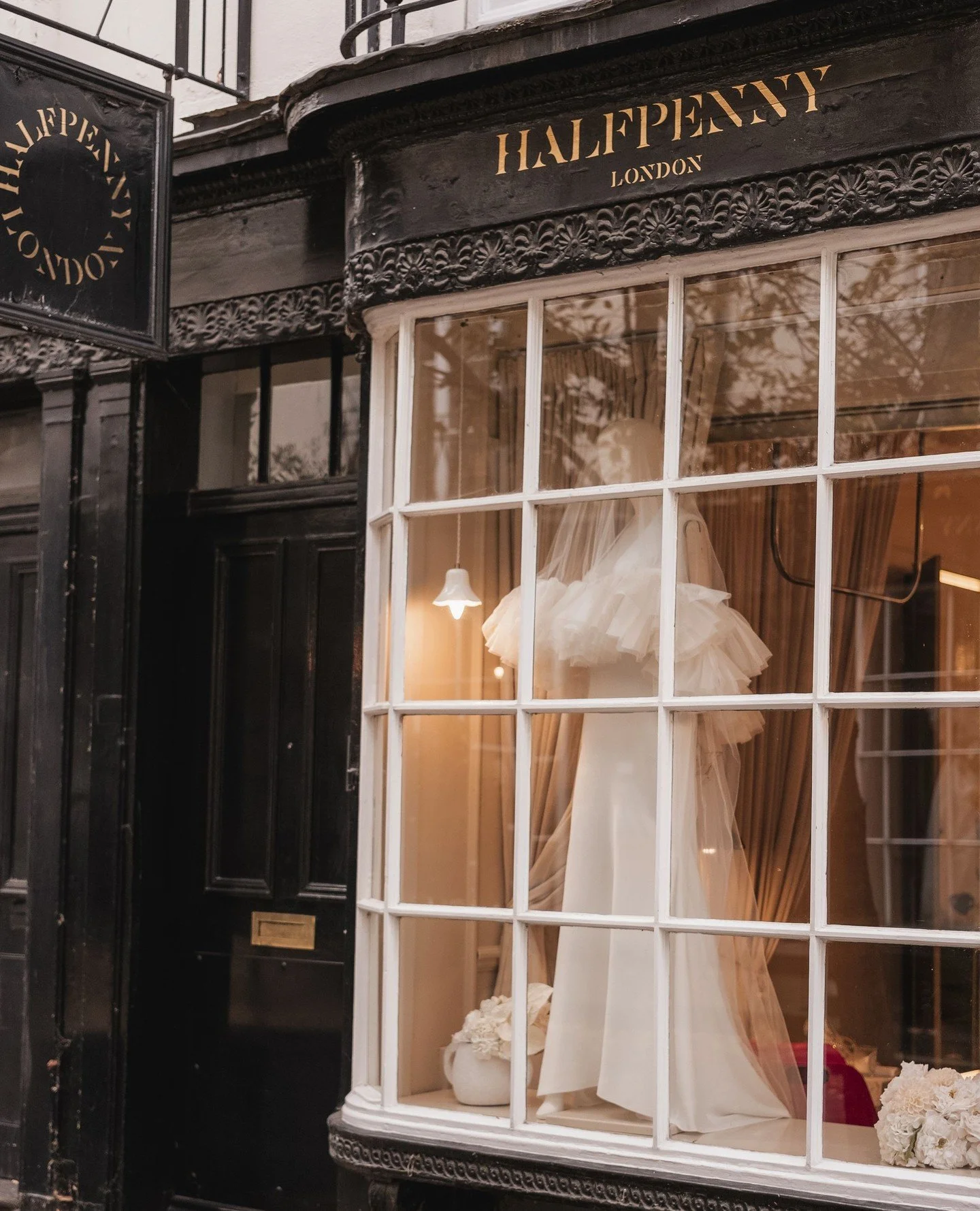 Nestled in the streets of Bloomsbury, our Halfpenny London store calls a Grade II&ndash;listed building home. A space lovingly curated by our founder Kate over many years, filled with collected artwork and thoughtful details &mdash;designed to feel a