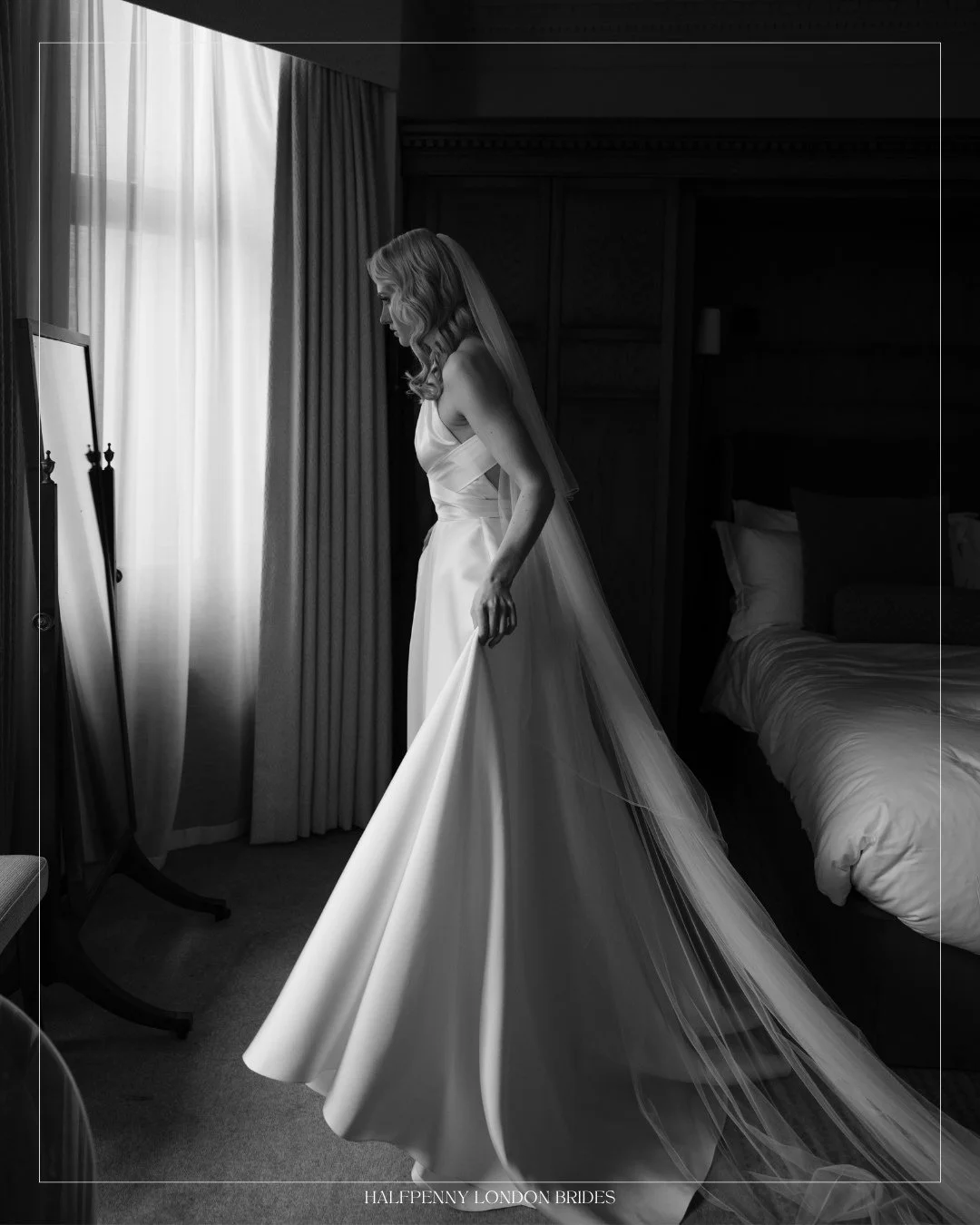 &ldquo;From day one of planning our wedding I knew Halfpenny was the only place I wanted to get my wedding dress from.&rdquo;⁠
⁠
@ambergracehearnshaw wore the Cheryl dress with the Dahlia skirt and Picot veil for her Chelsea wedding, creating a look 