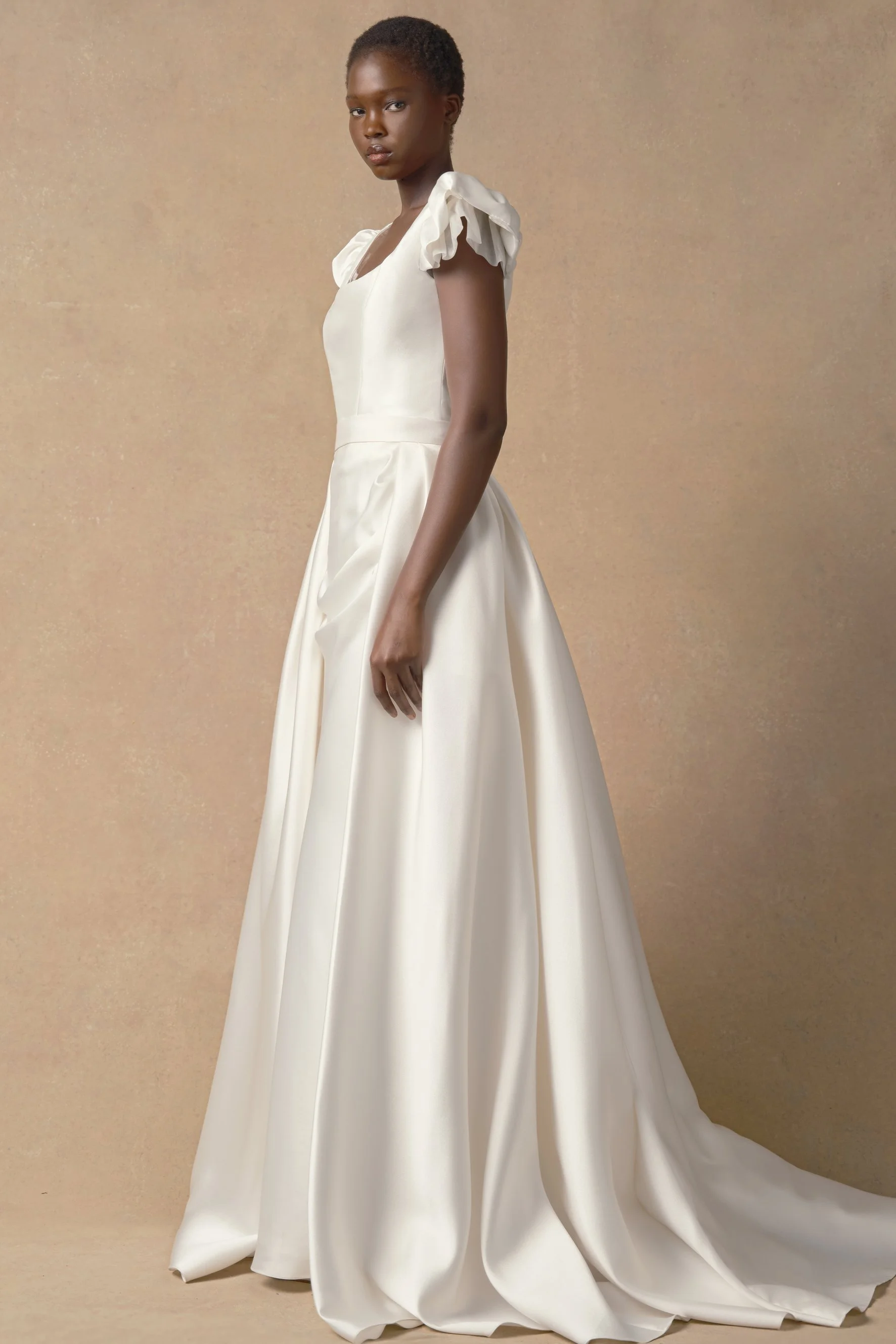 MOLLY TOP_ISOBELLA_DAHLIAOVERSKIRT_SIDE.jpg