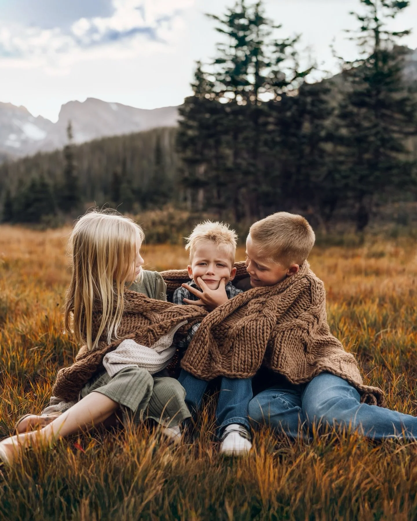 Busy season has been&hellip; busy.  But also, my most successful year yet and I can&rsquo;t even begin to say how grateful I am. So many familiar faces this year- babies born, kids growing up, families returning again and again. It means everything.
