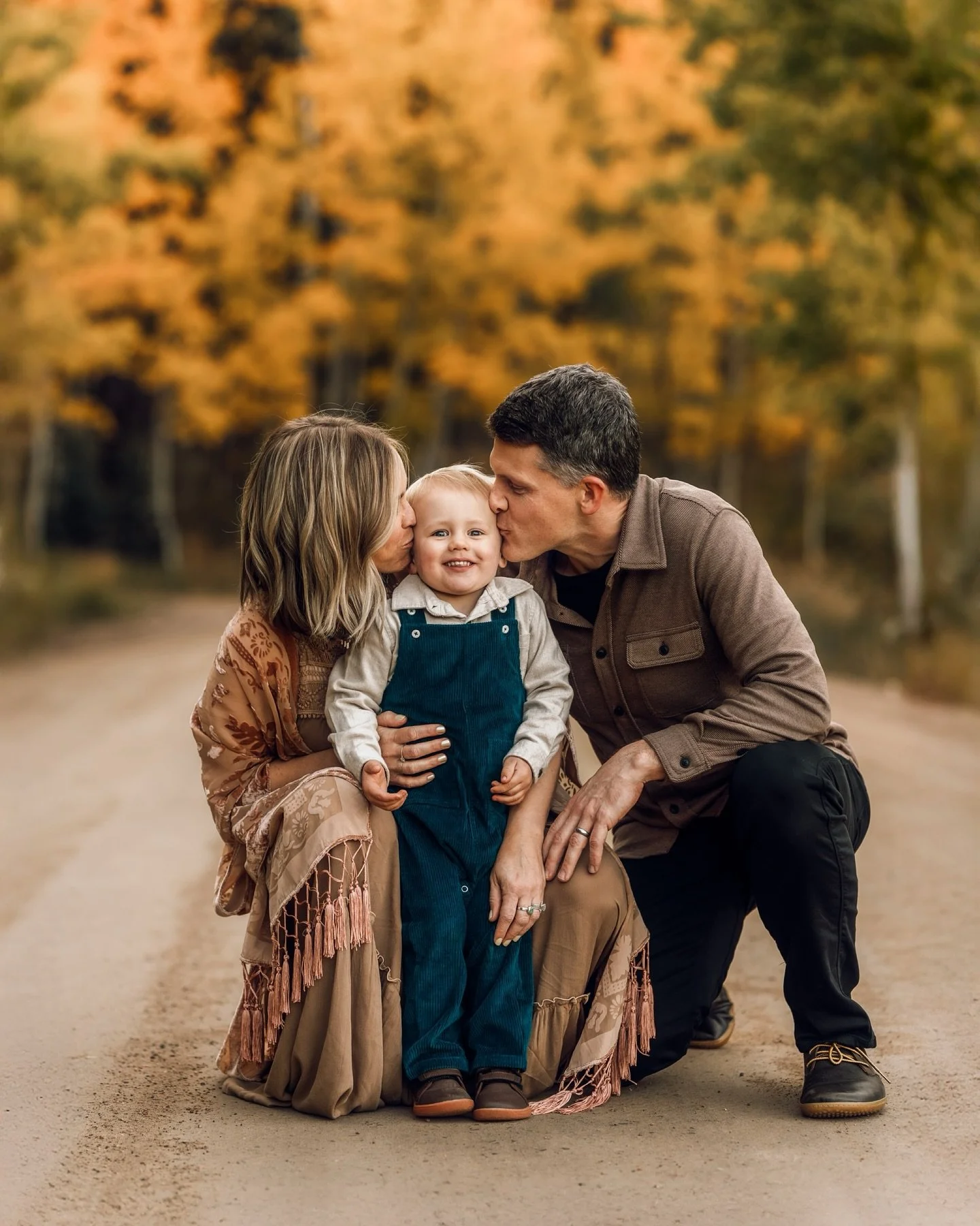 Living on coffee and golden tones.

In the middle of the fall editing craze, and I love it.

I spend my afternoons out in nature with amazing families and the rest of the time cozied up editing it all.

Chaotic in the best way.