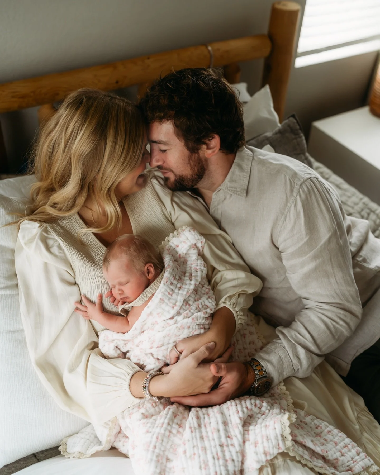 Cozy love.

There&rsquo;s something about being at home, snuggled in close, that brings out the most honest kind of magic. I can&rsquo;t wait for all the winter sessions ahead. A little something special may be coming soon.

***

Welcome to the&nbsp;