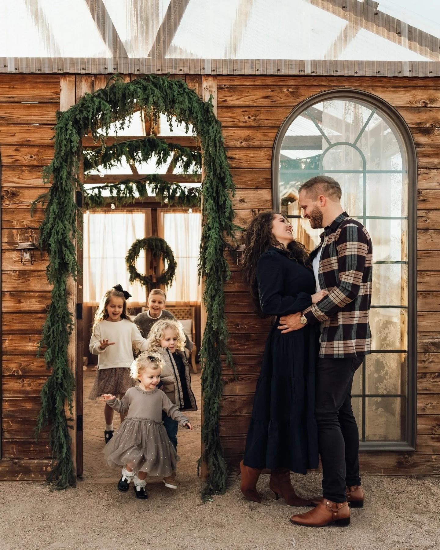 Christmas was a blur this year. Flu, family, crazy warm weather, a little chaos, a lot of love.

Grateful for moments like these and for every family who trusted me in 2025.

So excited for what 2026 is bringing. 
*******
 #boulderfamilyphotographer 