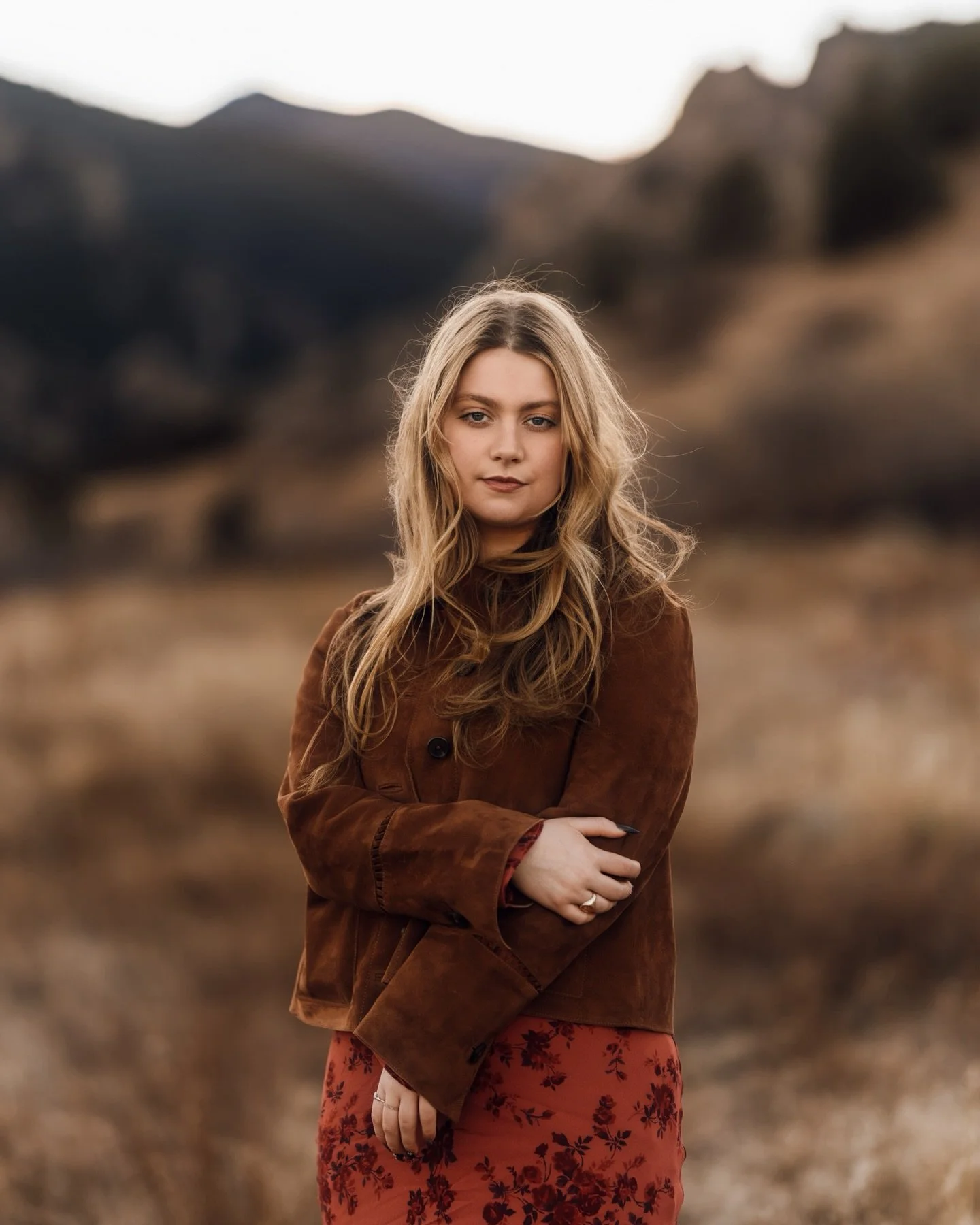 Thinking about the day kids come home from college. 
These are my last few months with a single-digit kid. Our last stretch of two kids in elementary school. It all moves faster than you expect.

#boulderfamilyphotographer #coloradomotherhood  #color