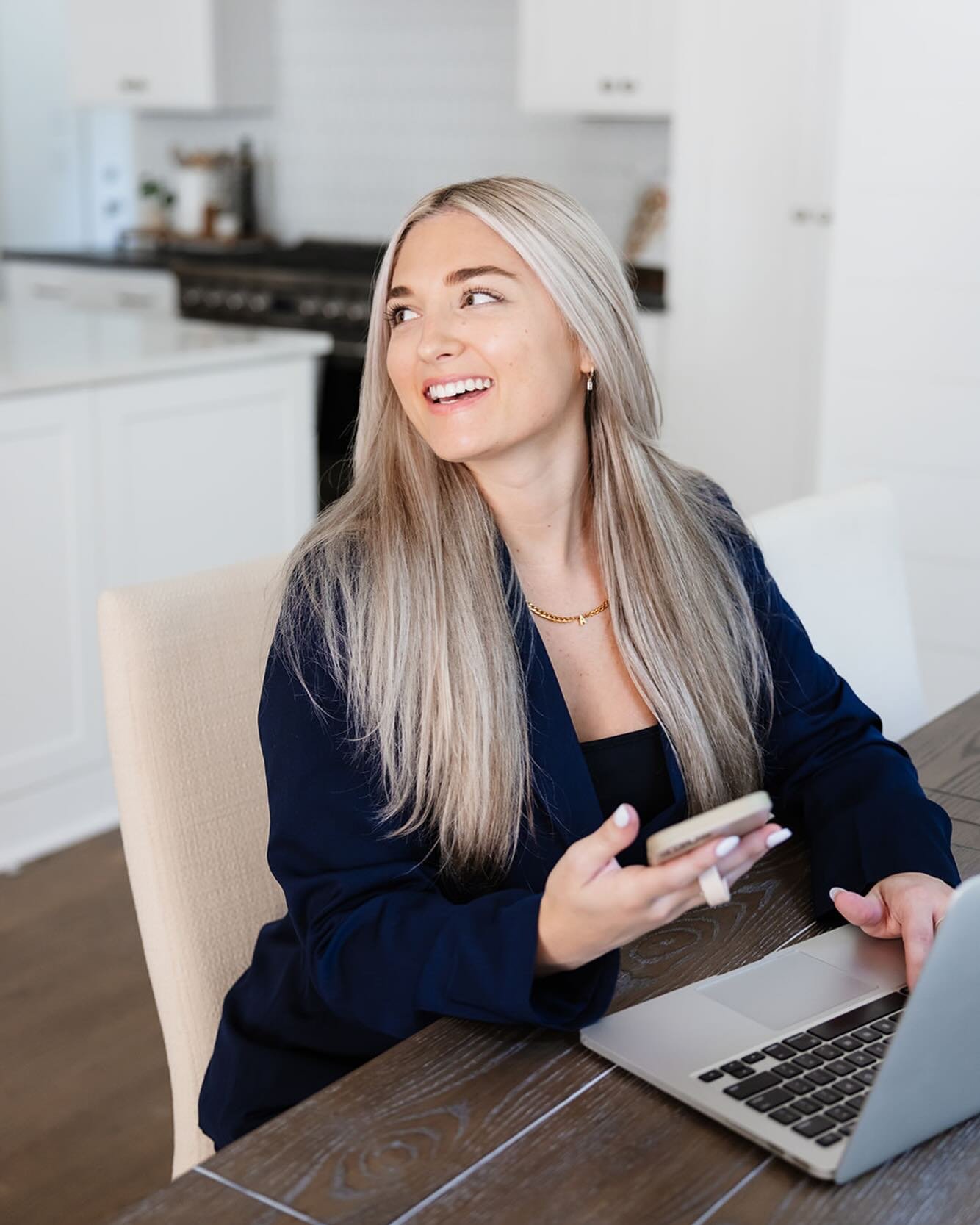 Can&rsquo;t believe we are booking into December 😱 almost a wrap on the best year yet!
We have lots of stagings booked so far and would love to fit some more in. Reach out today to get on our calendar 🗓️ 

#bhomeinteriors #atlantahomestaging #atlan