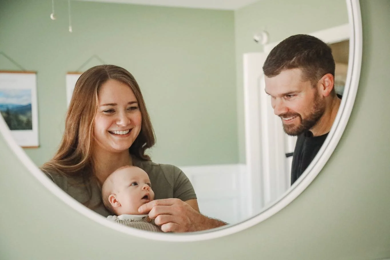 So happy the Rehbergers chose me to capture their little family. They were so great and easy to work with. More to follow!