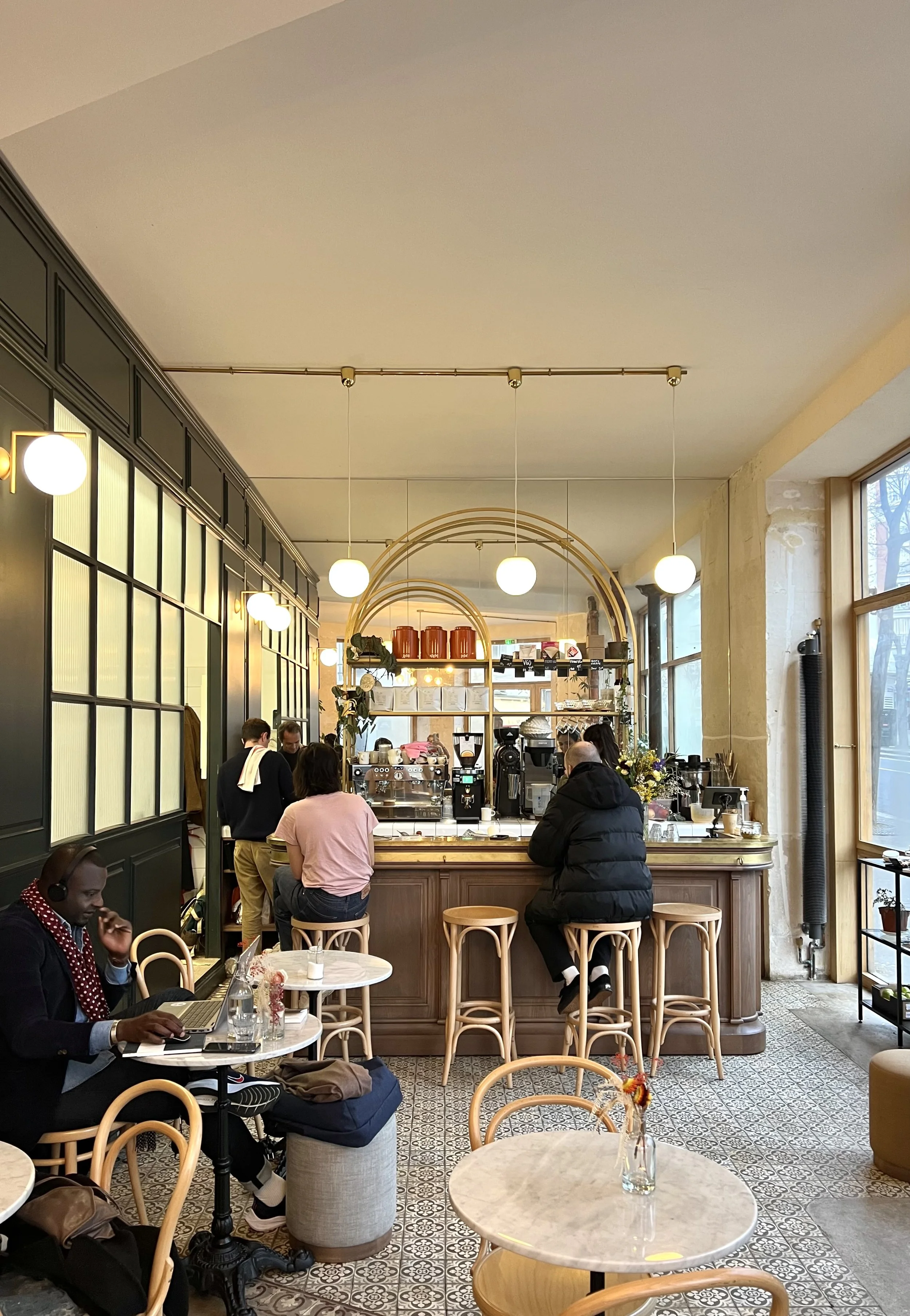 Café old school Paris 20