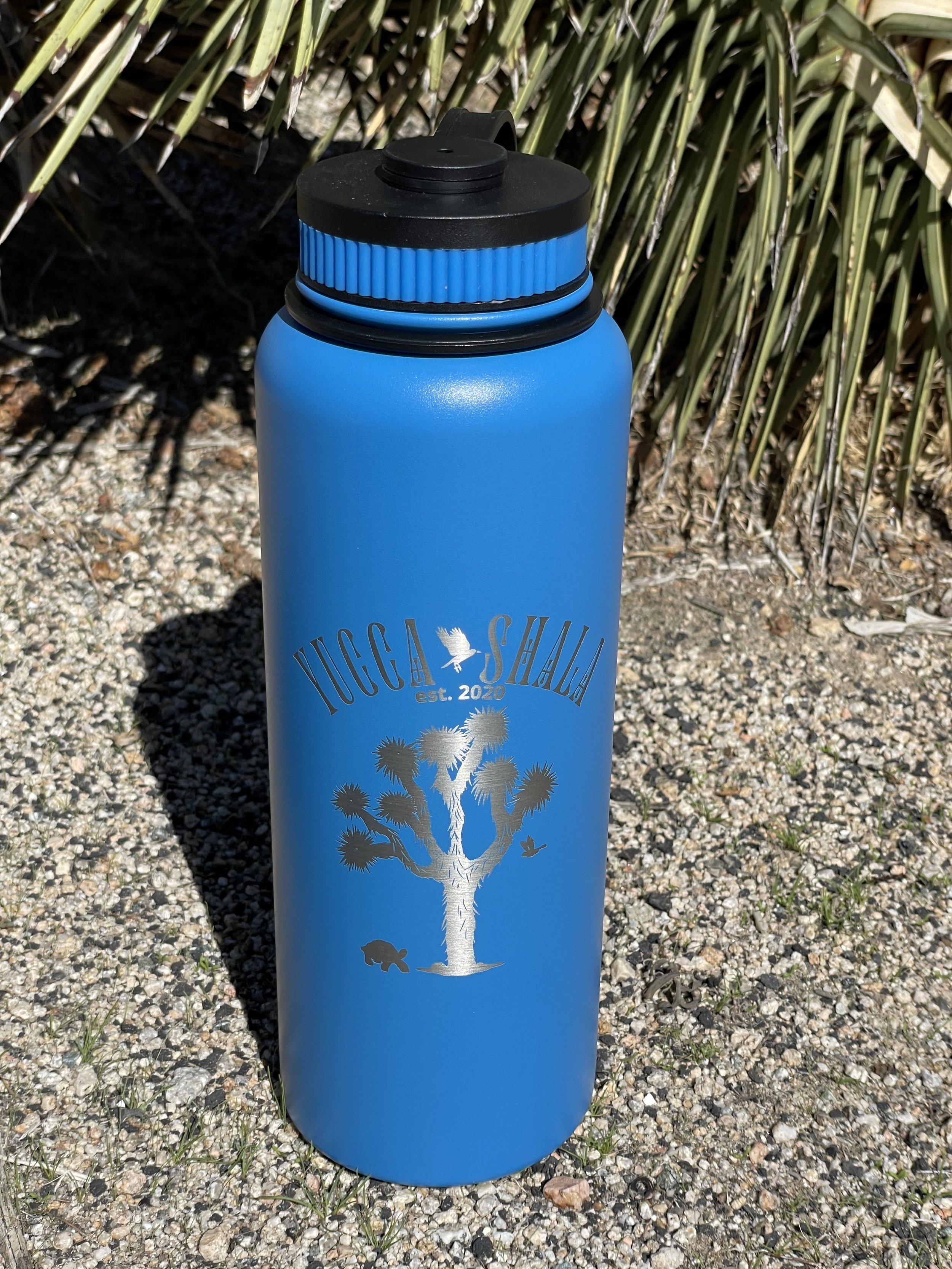 Yucca Shala Namaka Waterbottle - Blue (40 ounce)