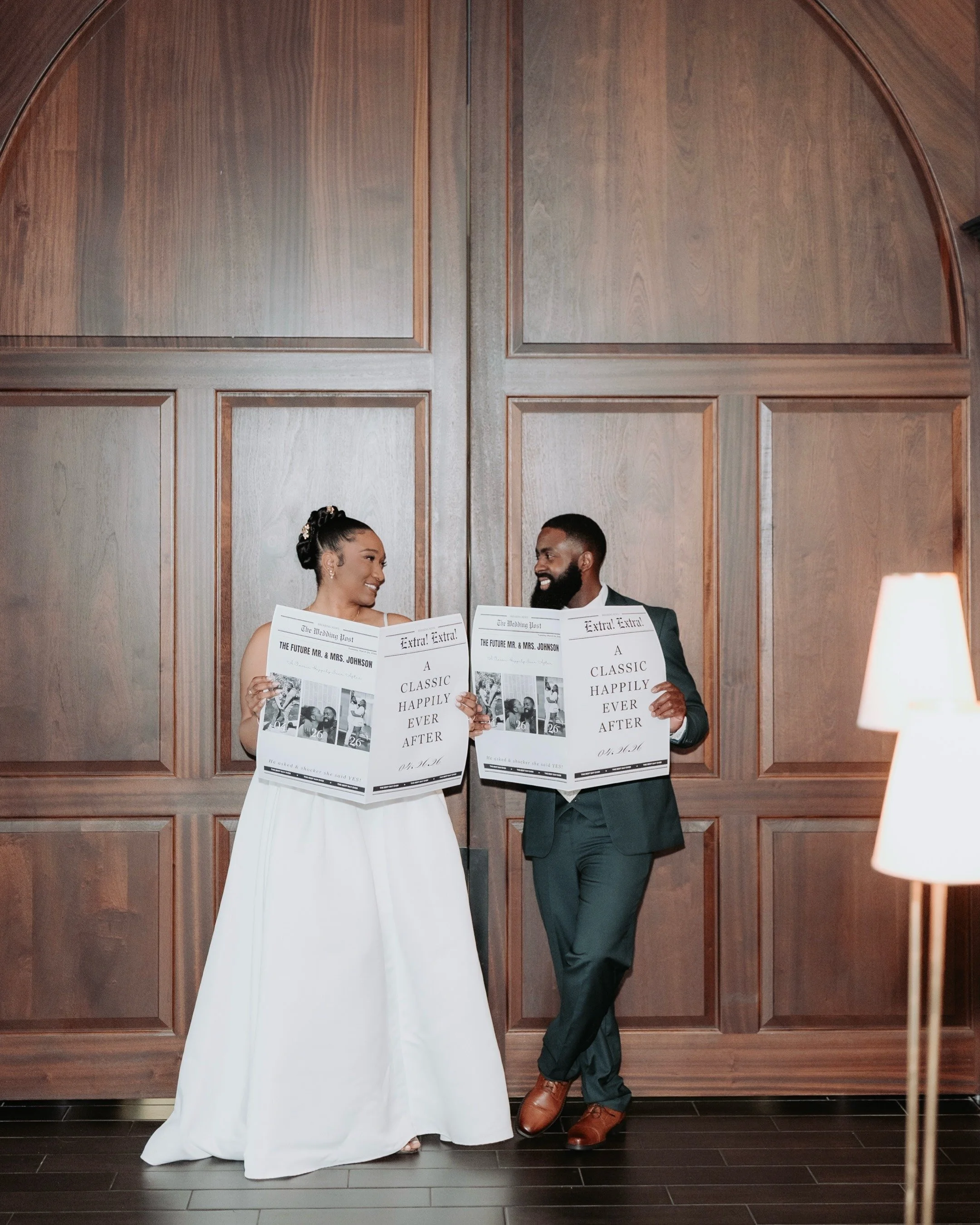 When engagement session done in style that reflects couples vibe 💍🖤