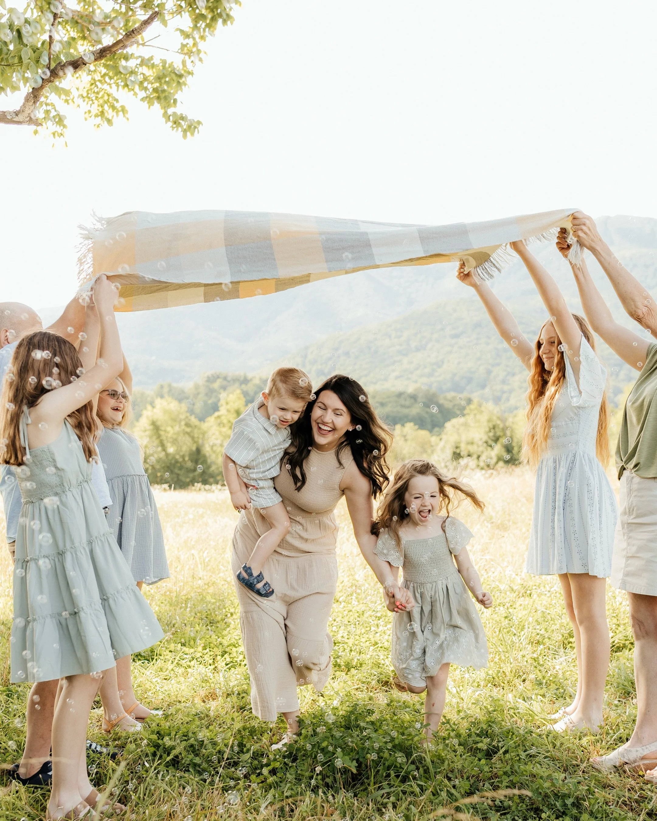 Love my extended families. Golden light, mountain views, and the people who matter most. 🤍✨

These are the moments that deserve to be remembered&mdash;the laughter between siblings, the quiet hugs, the playful smiles, and the love that grows with ev