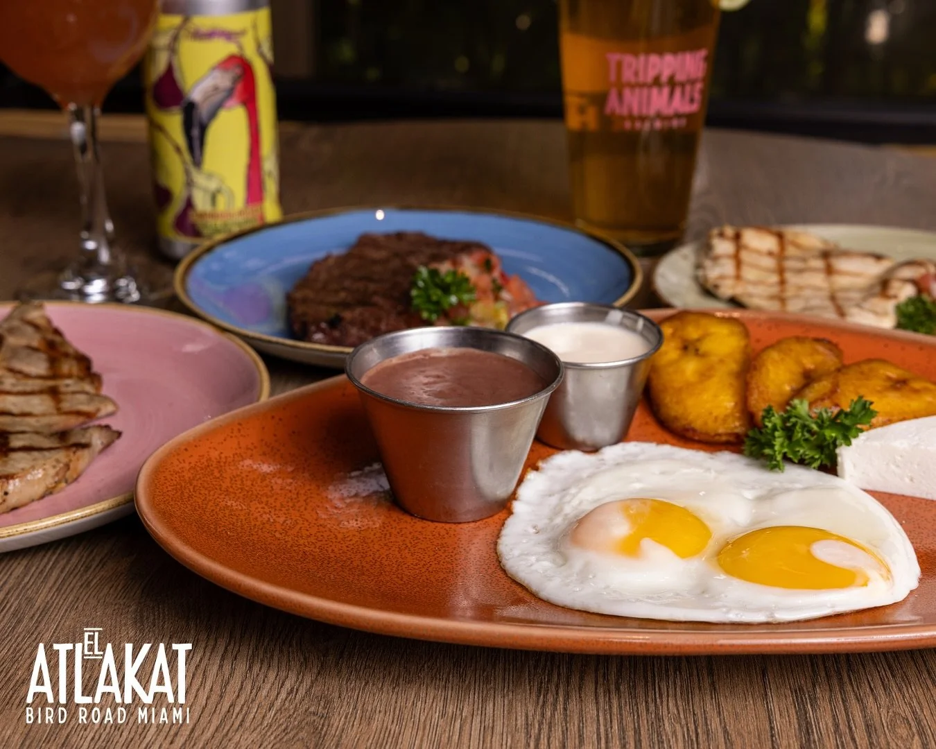 Sundays are for slow mornings and Salvadoran breakfasts 🧡
Start your day with sunny-side-up eggs, plantains, beans & cream — the Atlakat way! 🇸🇻☕
ONLY AT BIRD ROAD: 9425 S.W. 40th. Street. Miami, FL 33165 
💻 Orders, delivery and r