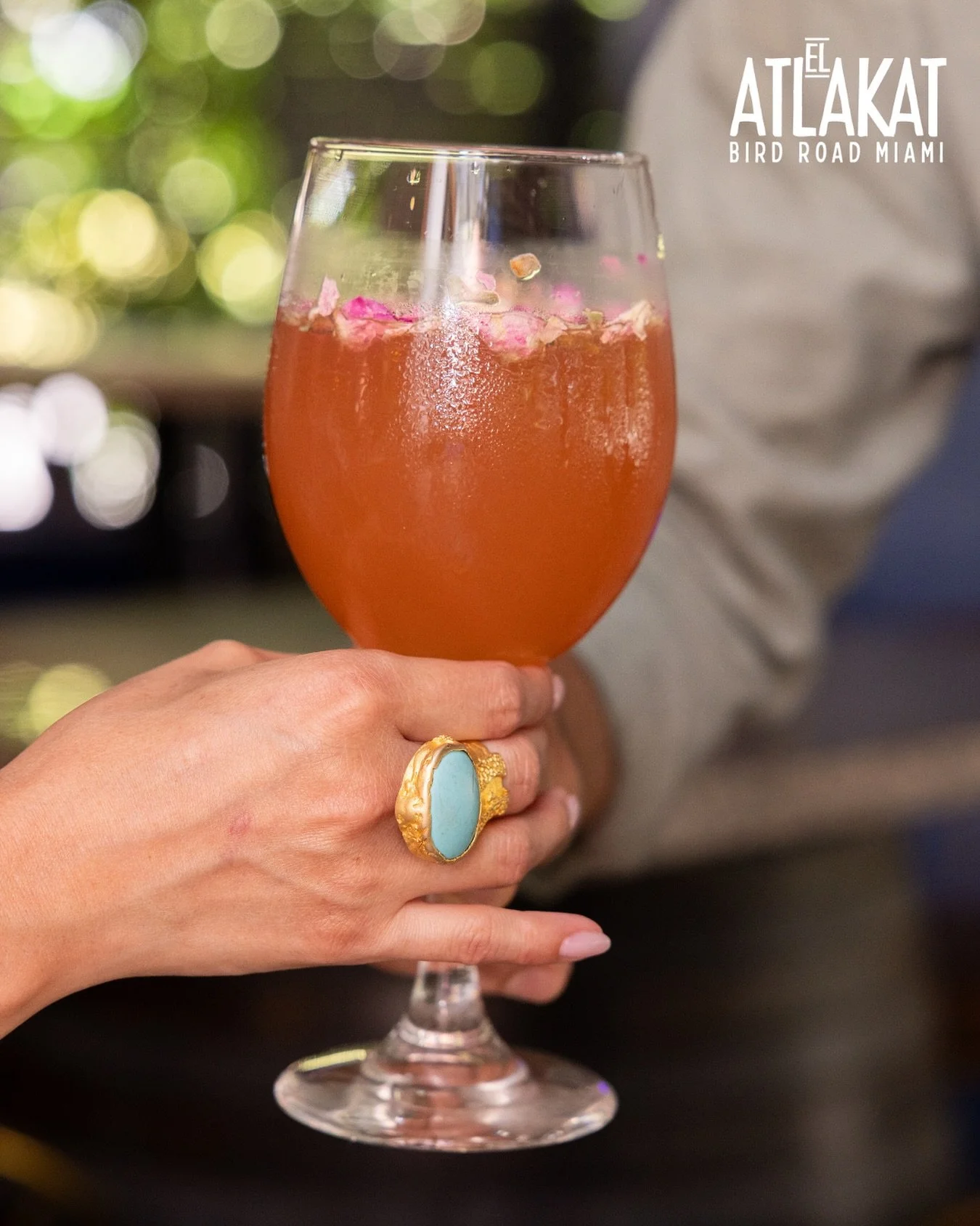 The perfect way to unwind after a long day 🍹 Relax, sip, and let the evening flow at El Atlakat Bird Road.

ONLY AT BIRD ROAD: 9425 S.W. 40th. Street. Miami, FL 33165&nbsp;
💻 Orders, delivery and reservations at www.elatlakat.com
☎️ (305-552-9090) 