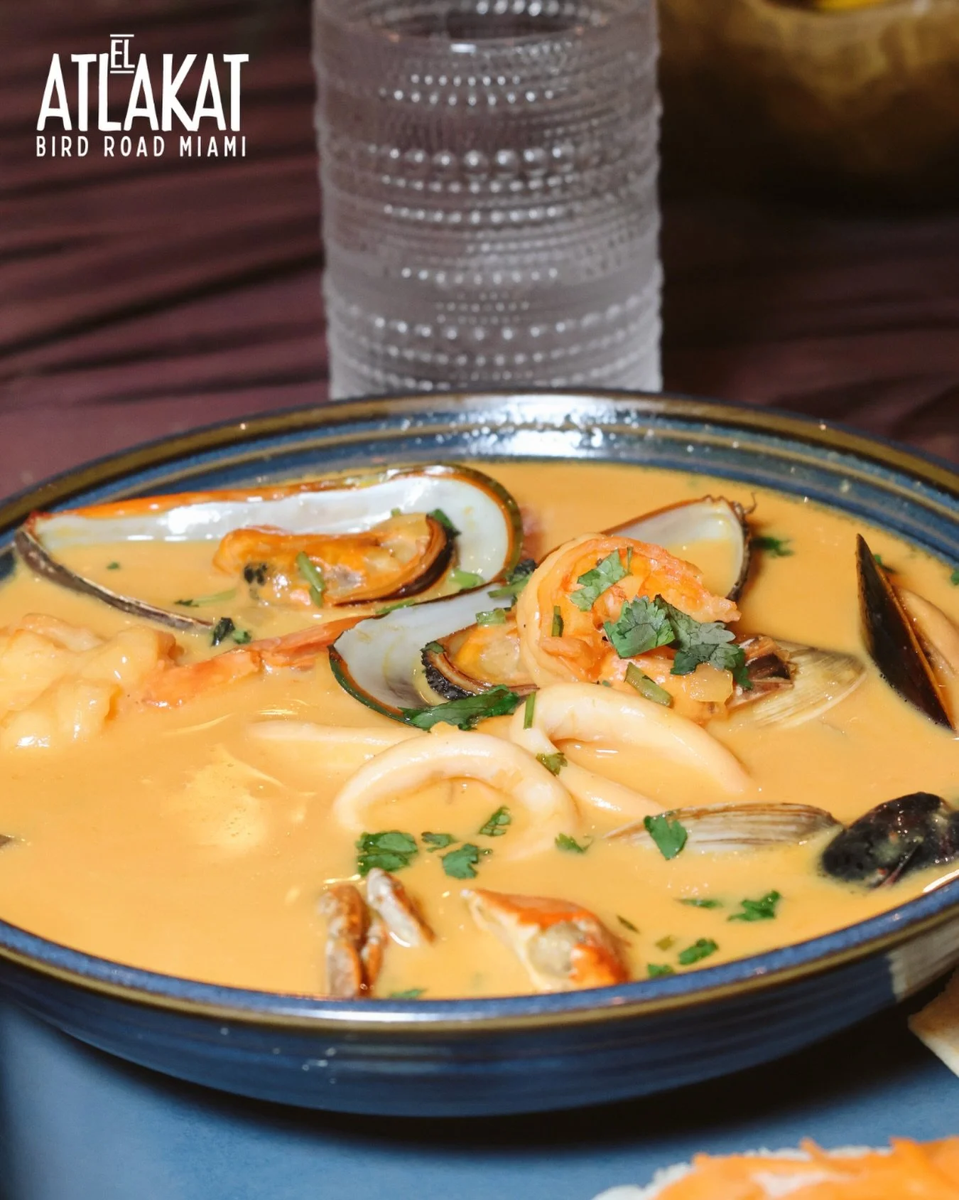 The kind of seafood soup only El Salvador can inspire 🥣🔥. Deep flavor, real tradition, pure Salvadoran pride 🥣

ONLY AT BIRD ROAD: 9425 S.W. 40th. Street. Miami, FL 33165&nbsp;
💻 Orders, delivery and reservations at www.elatlakat.com
☎️ (305-552-
