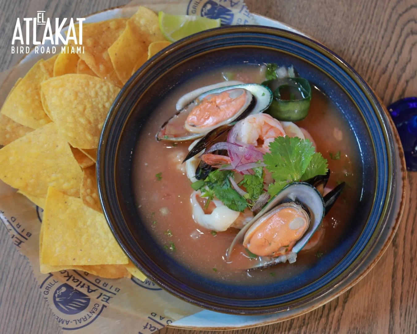 Holy Week calls for the ocean on your plate. 🦪🦐 Fresh mussels, shrimp, calamari and white fish &mdash; all in one bowl. This is how we do Semana Santa. 🇸🇻✨

ONLY AT BIRD ROAD: 9425 S.W. 40th. Street. Miami, FL 33165&nbsp;
💻 Orders, delivery and 