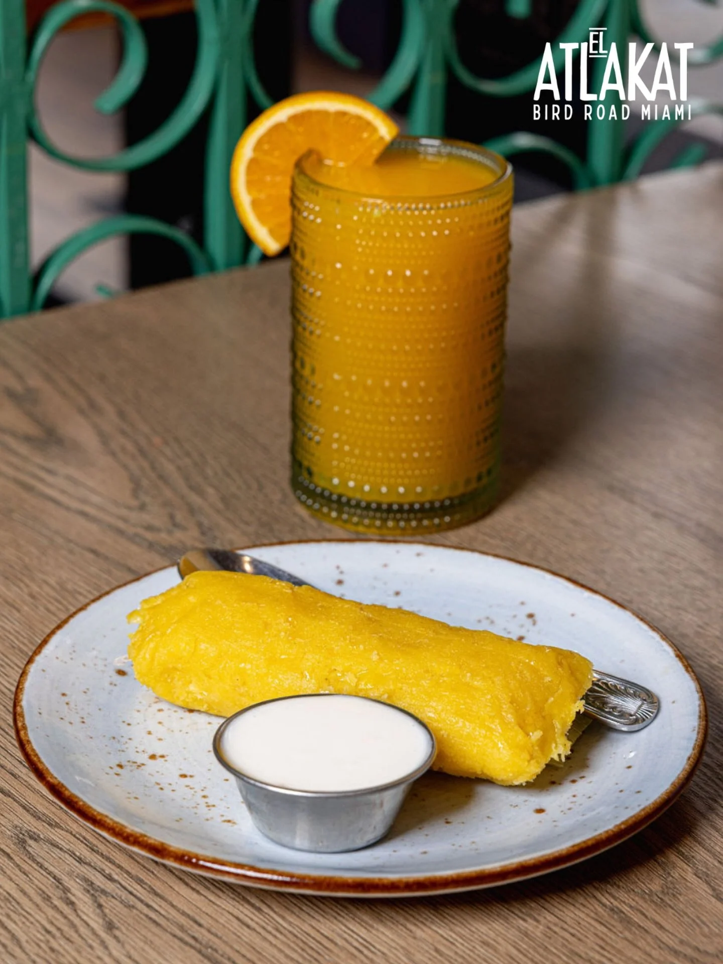 Corn masa, cream and a recipe that&rsquo;s been around for generations. Simple, sweet, and completely irresistible. 🇸🇻❤️

ONLY AT BIRD ROAD: 9425 S.W. 40th. Street. Miami, FL 33165&nbsp;
💻 Orders, delivery and reservations at www.elatlakat.com
☎️ 