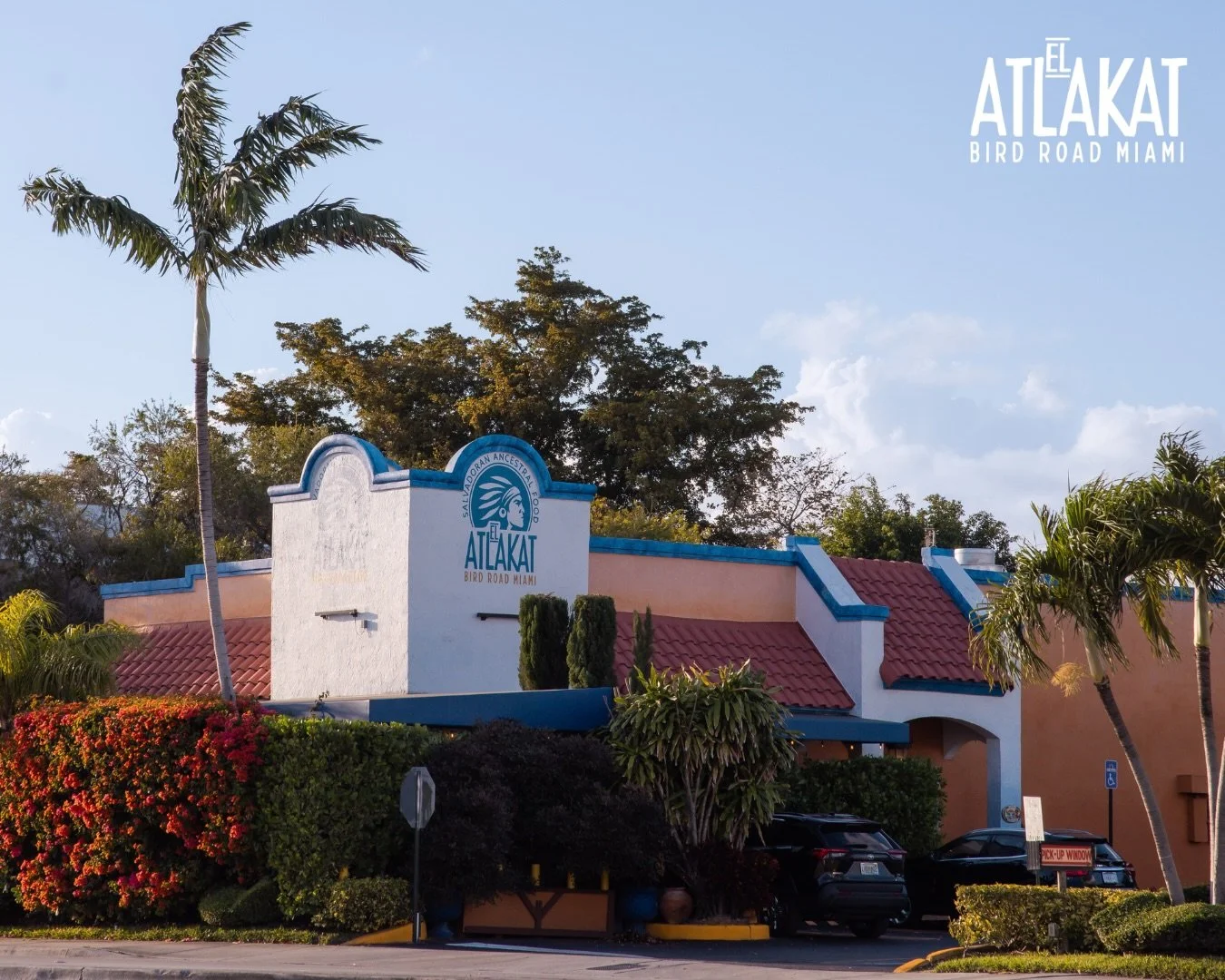 You know where to find us. 🇸🇻🔥 El Atlakat Bird Road Miami &mdash; open every day, ready to feed your soul.

ONLY AT BIRD ROAD: 9425 S.W. 40th. Street. Miami, FL 33165&nbsp;
💻 Orders, delivery and reservations at www.elatlakat.com
☎️ (305-552-9090