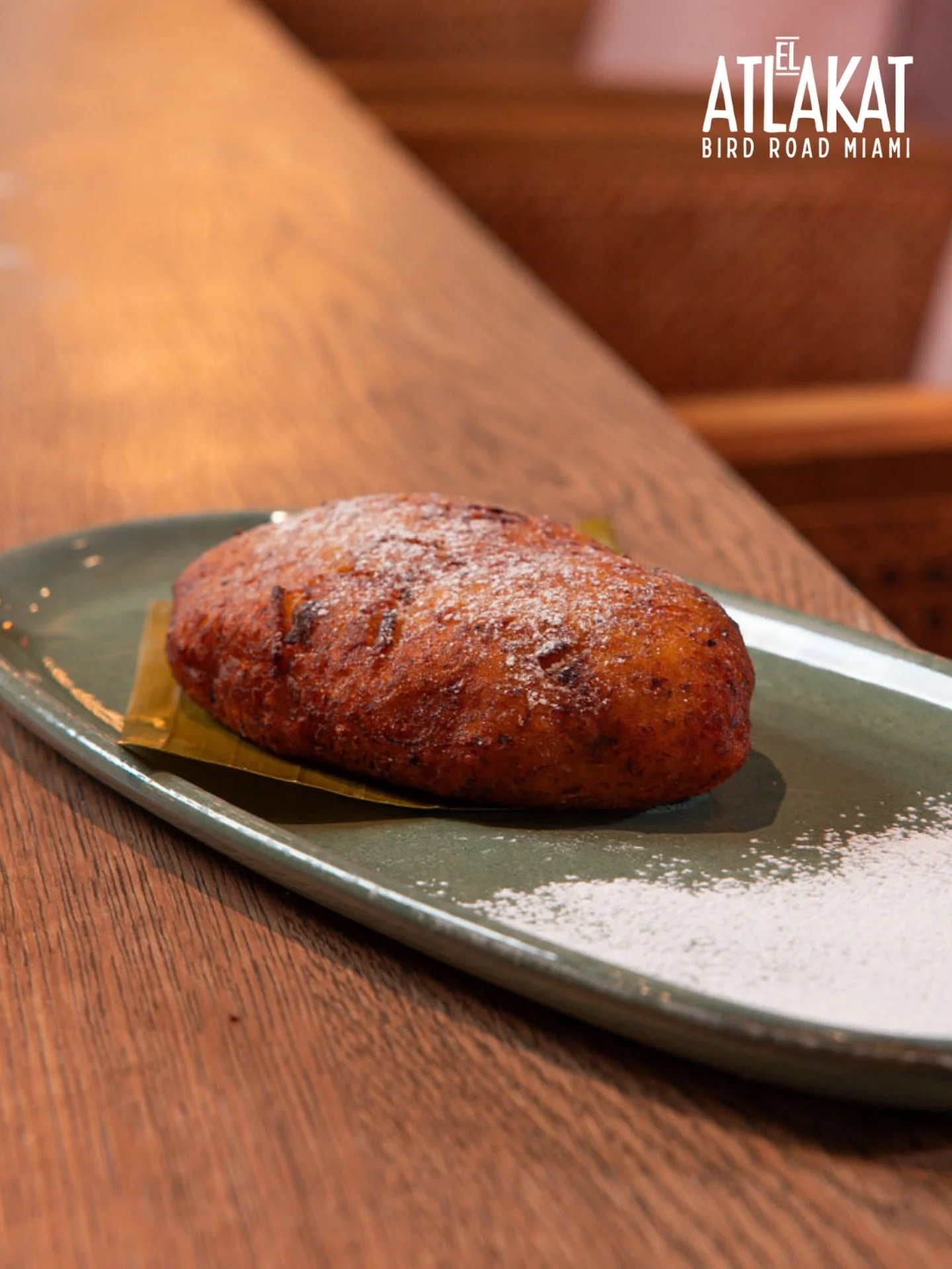 Sweet plantain, golden crust, and a filling that hits different. The kind of bite that takes you straight to El Salvador. 🇸🇻🌿

ONLY AT BIRD ROAD: 9425 S.W. 40th. Street. Miami, FL 33165&nbsp;
💻 Orders, delivery and reservations at www.elatlakat.c