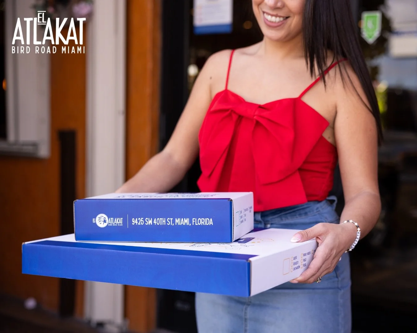 Take your favorites to go 📦💛 Order your pupusas and Salvadoran cravings for pickup or takeout at El Atlakat.

ONLY AT BIRD ROAD: 9425 S.W. 40th. Street. Miami, FL 33165&nbsp;
💻 Orders, delivery and reservations at www.elatlakat.com
☎️ (305-552-909