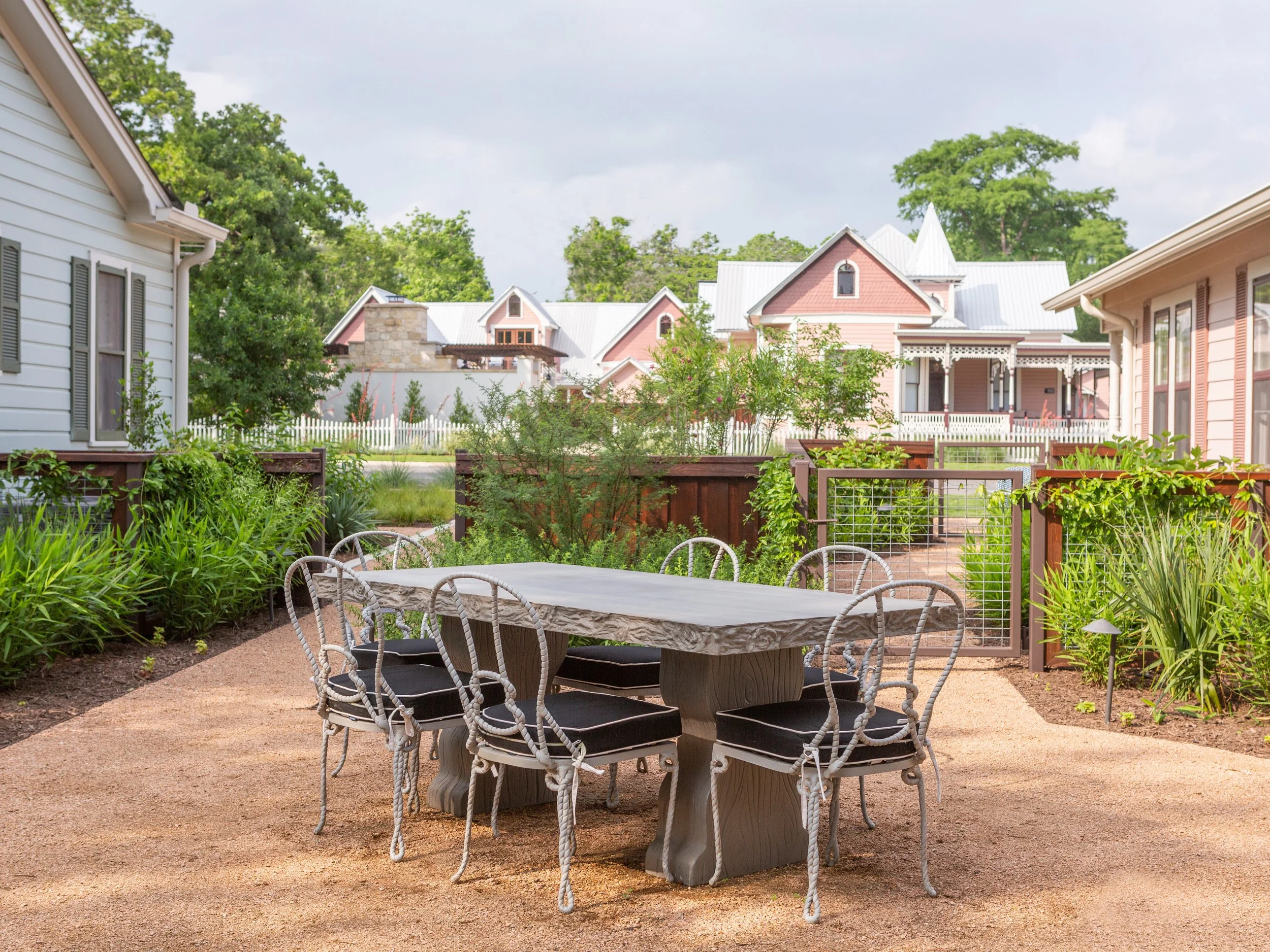 LANDSCAPE MANAGEMENT