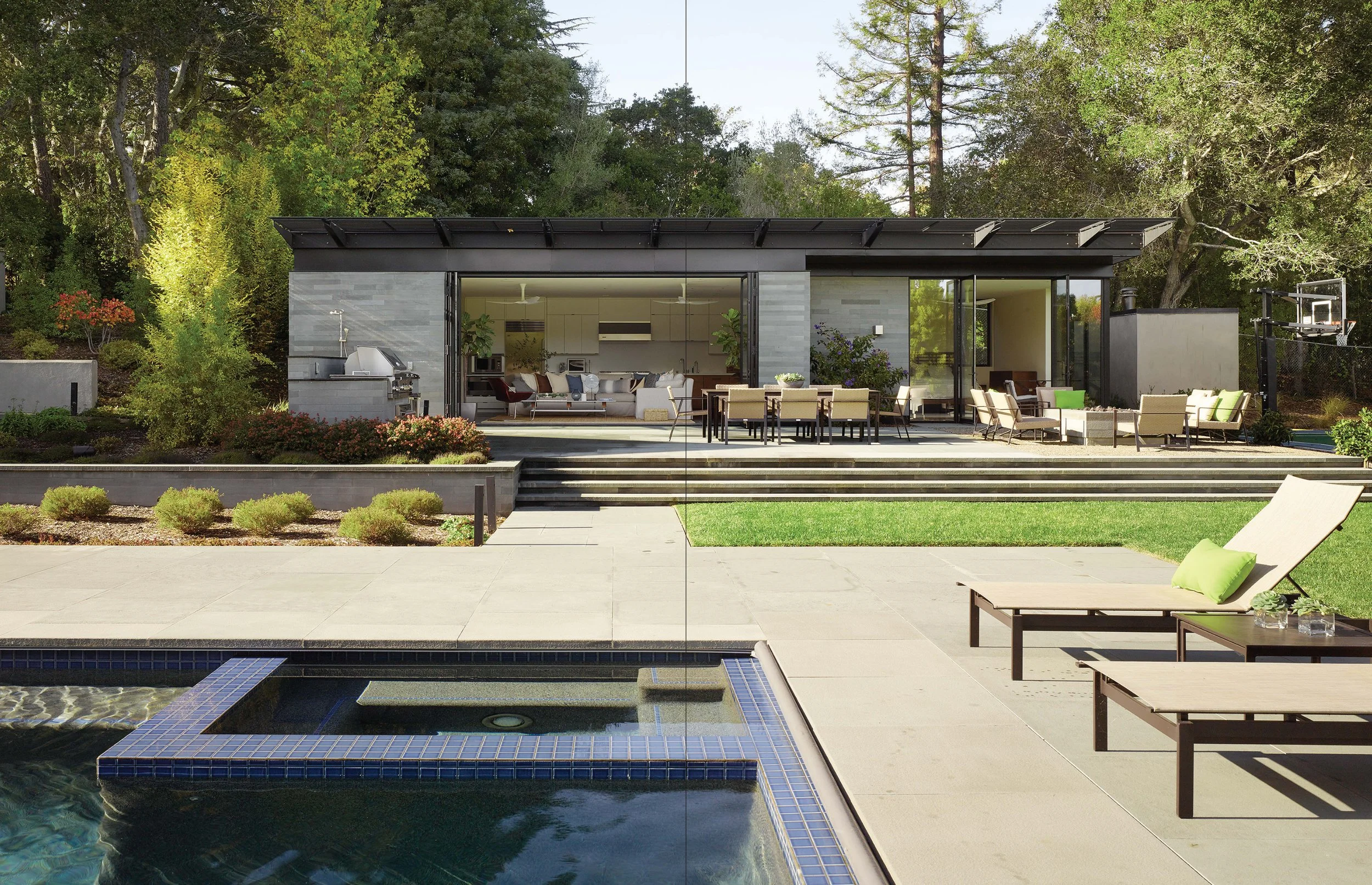 24.027 Dijeau brochure.R7_Page_35.jpg