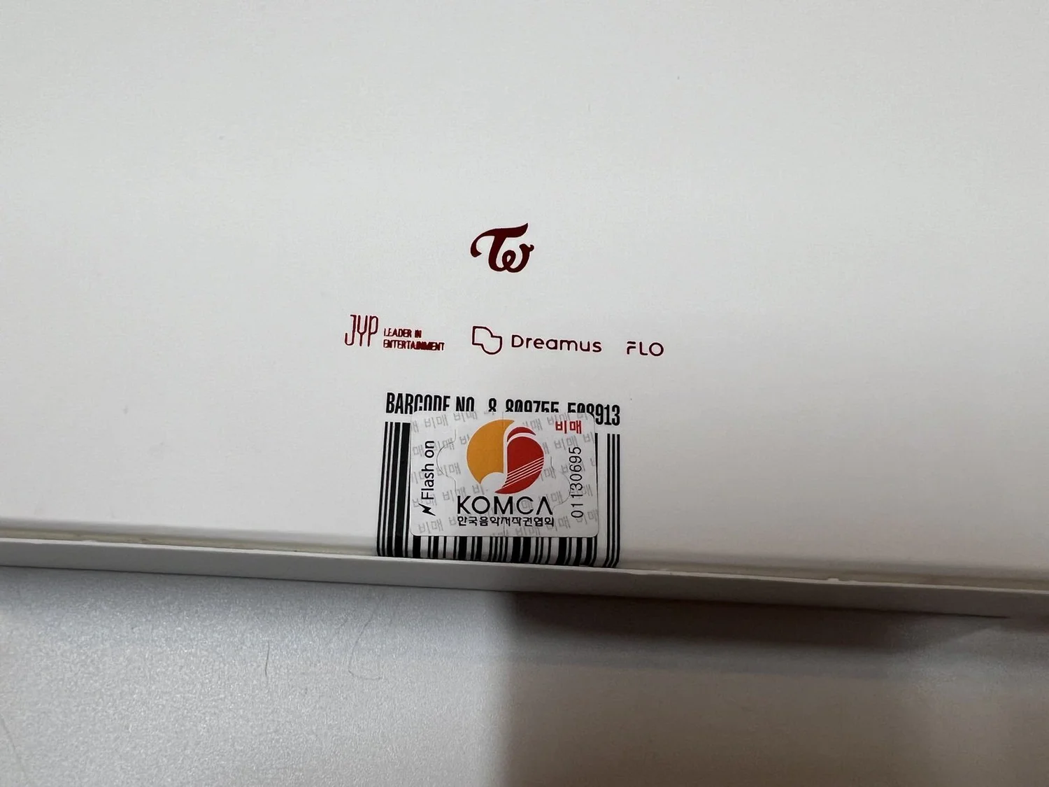 TWICE - BETWEEN 1&2 (Complete ver.) SIGNED ALBUM (missing
