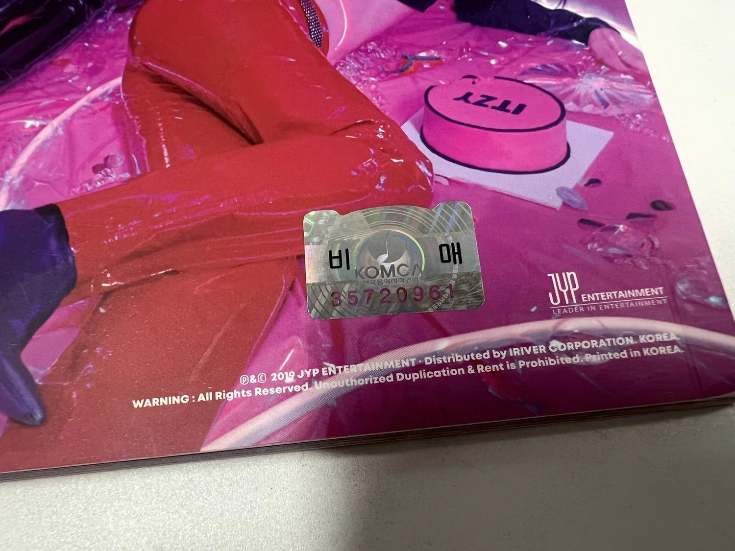 ITZY - DALLA DALLA SIGNED ALBUM — chaepeach