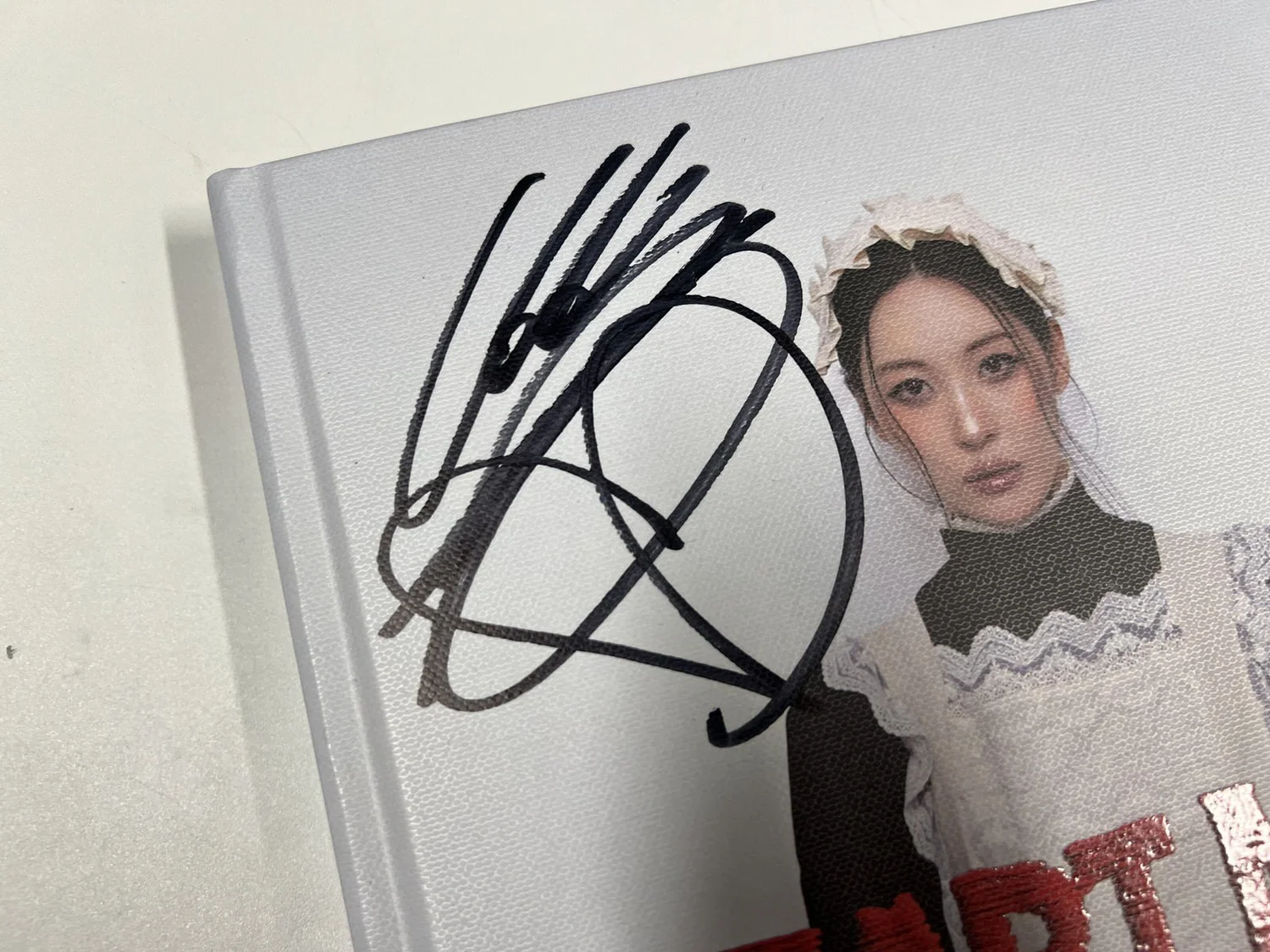 SUNMI - HEART MAID SIGNED ALBUM — chaepeach