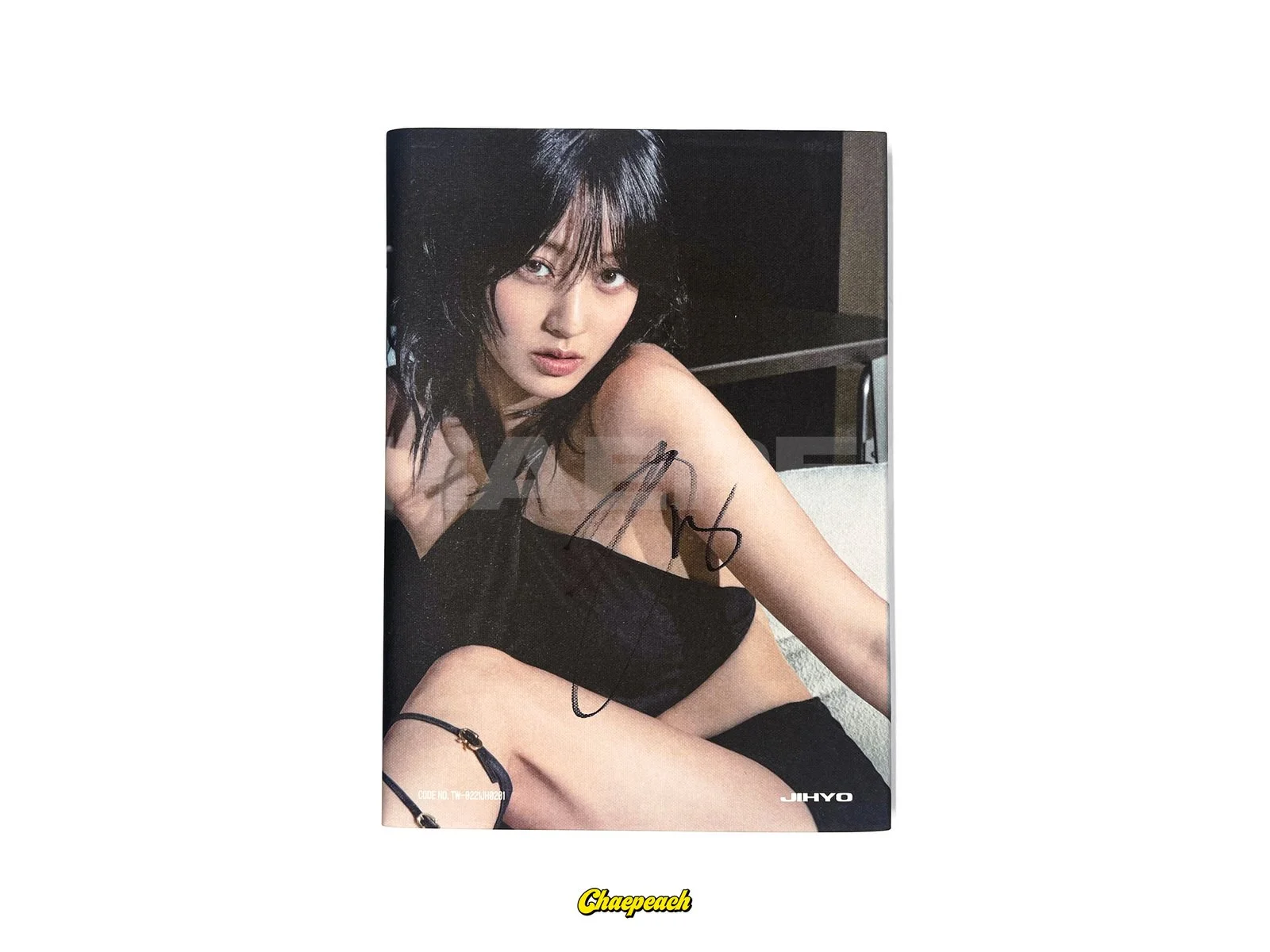 JIHYO - ZONE (Y ver.) SIGNED ALBUM