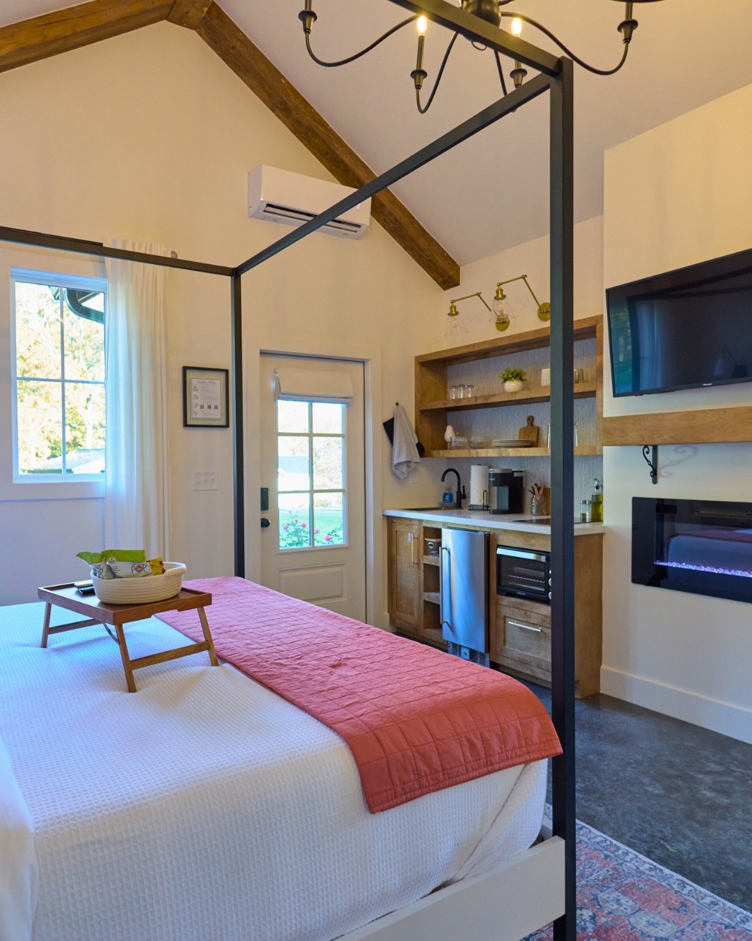 &ldquo;I loved the atmosphere&hellip; it exceeded our expectations.&rdquo; ✨

Mary and her husband&rsquo;s stay with us was everything we hope our cottages offer - peaceful, private, thoughtfully designed, and effortlessly comfortable! 

Guest review