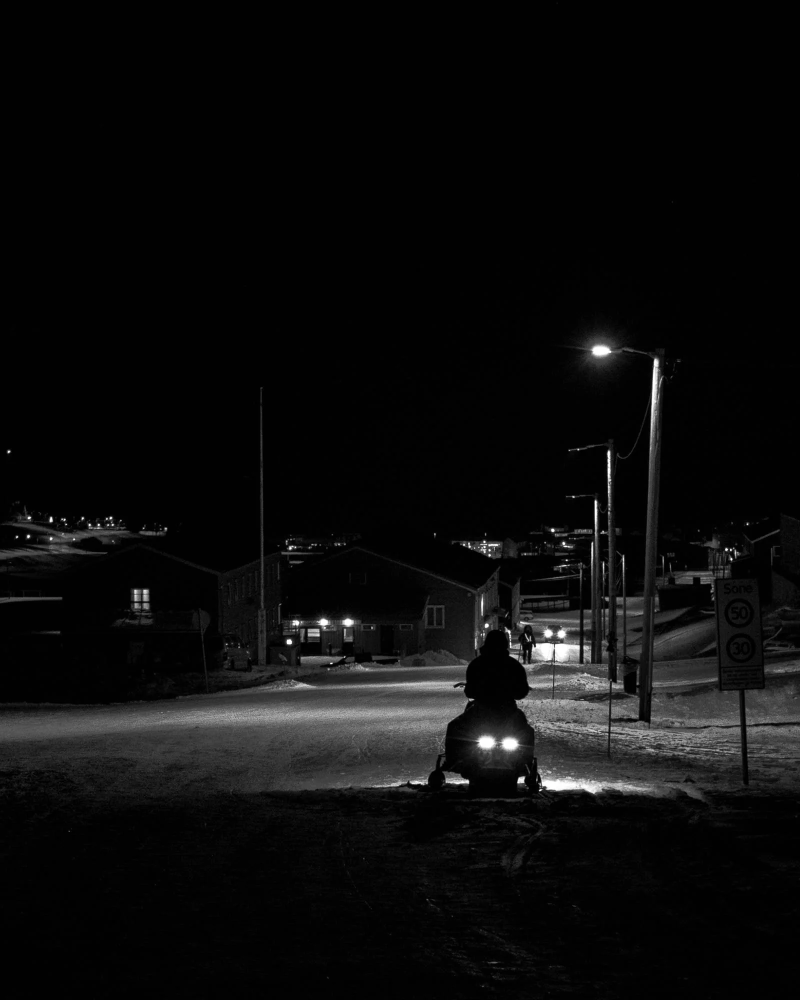 Snowmobiler in Svalbard