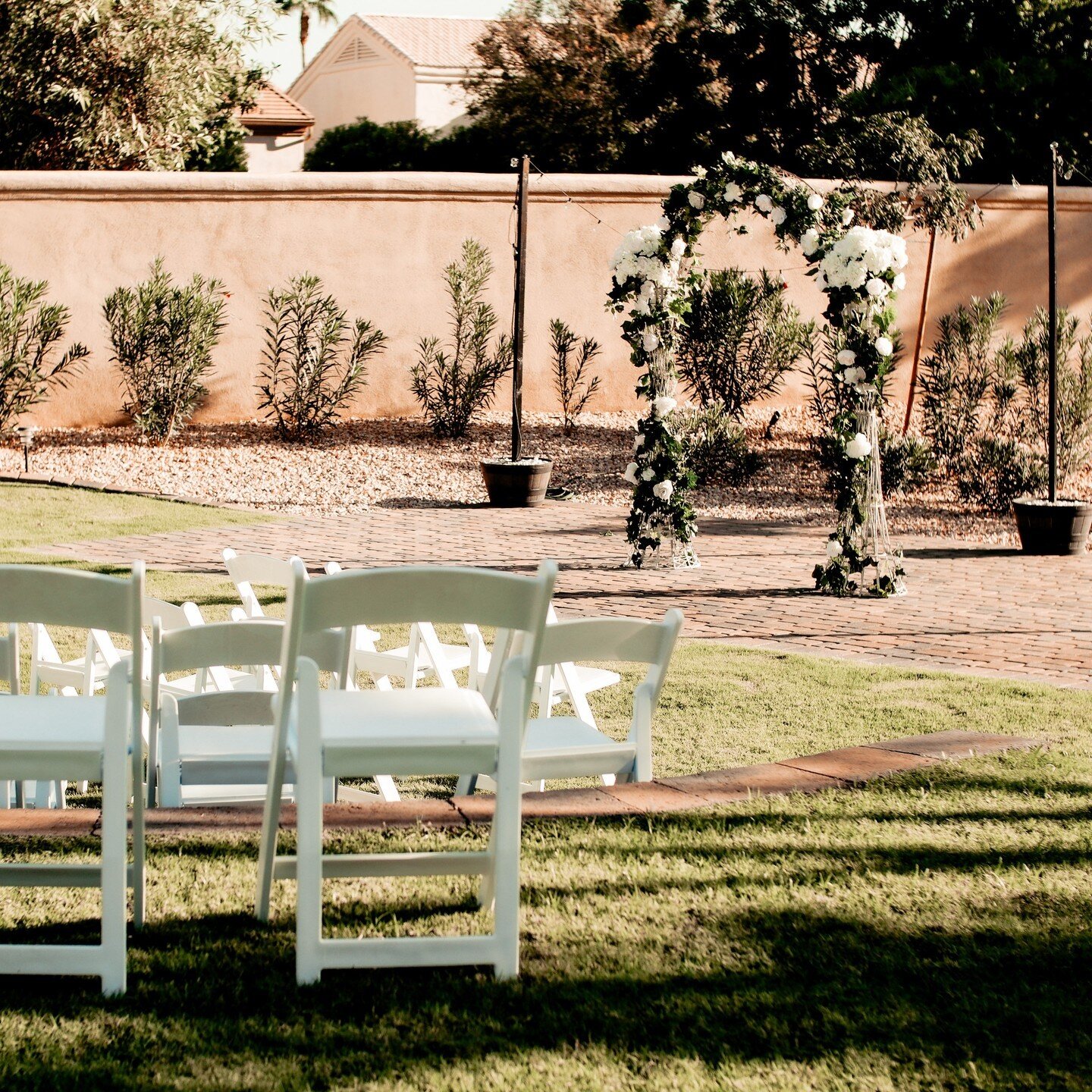 Our venue in the heart of the East Valley is a charming spot for celebrations. We have a stylish and creative indoor area with a modern garage door. Meanwhile, our outdoor amphitheater and patio are perfect for golden hour photos. Press release link 