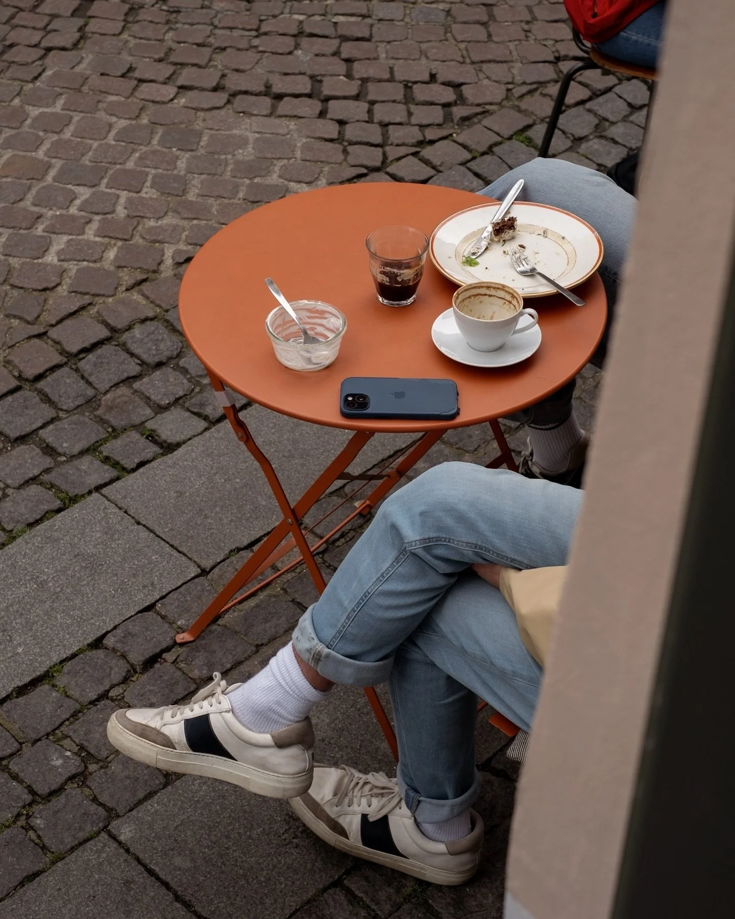 Cozy CPH cafes &gt;
