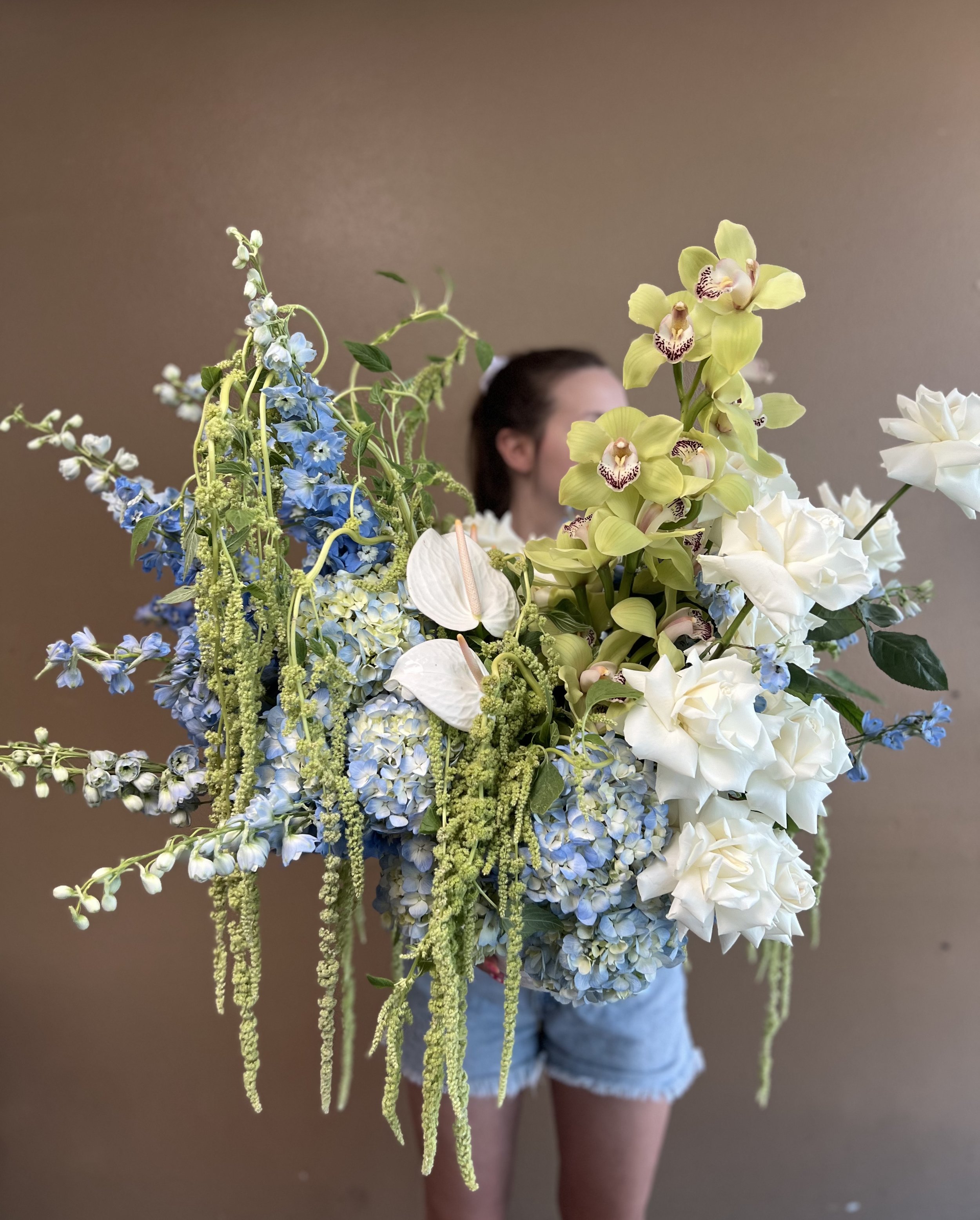 LargeColorfulFlowerArrangement_LasVegas.jpg