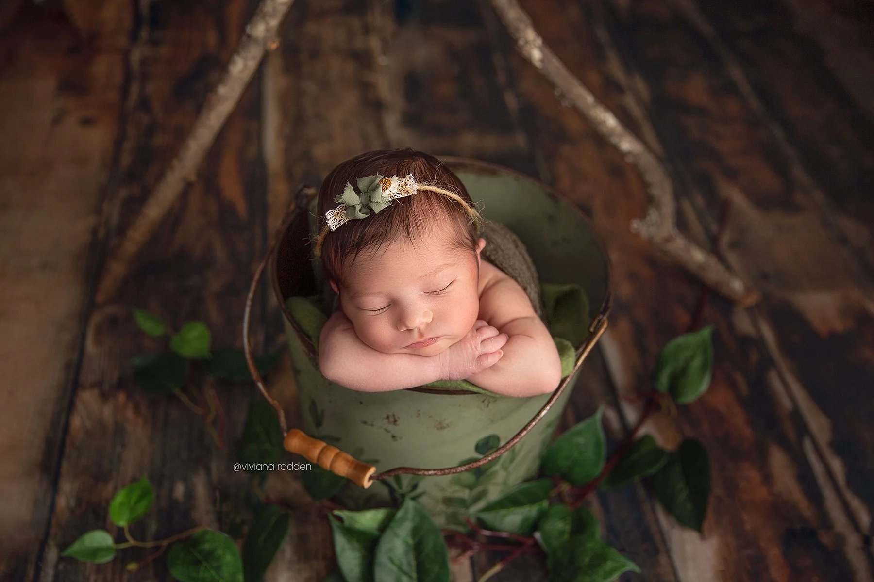 Newborn-photographers-New-Hampshire-(14)-copy.jpg